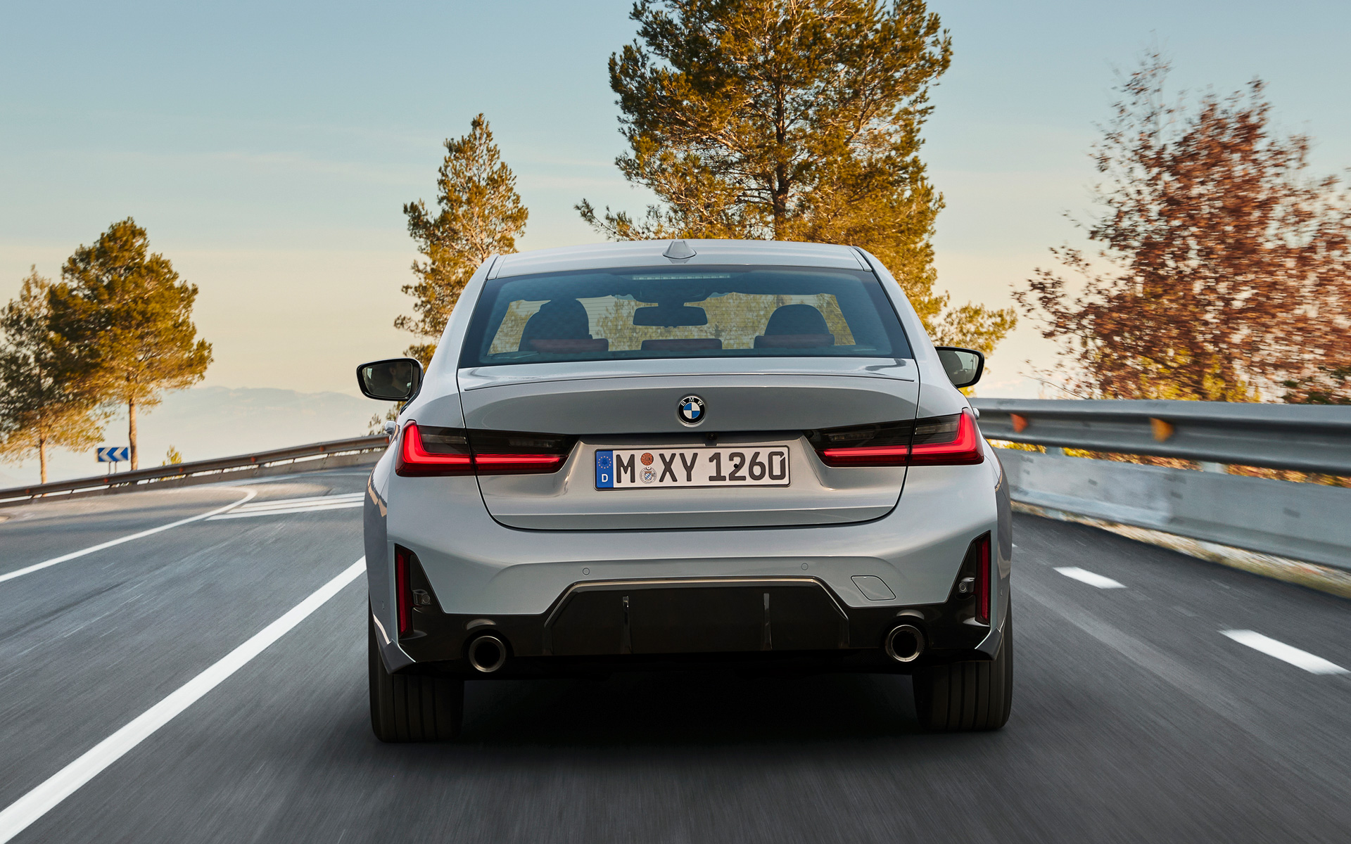 新型3シリーズ セダン