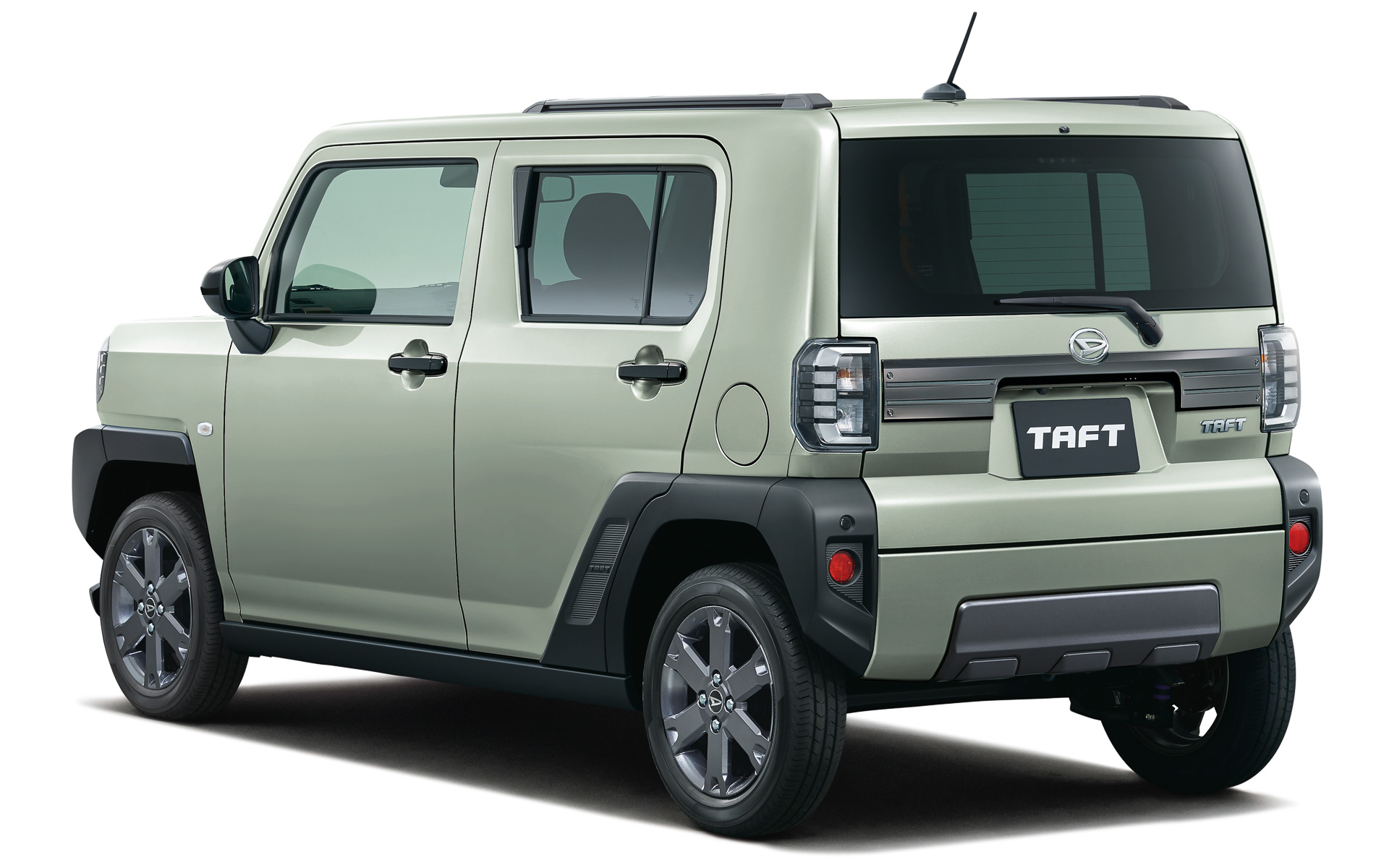 特別仕様車「ダーククロム ベンチャー」