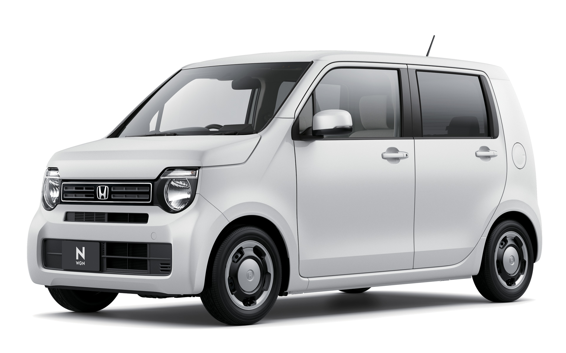 N-WGN（プラチナホワイト・パール）