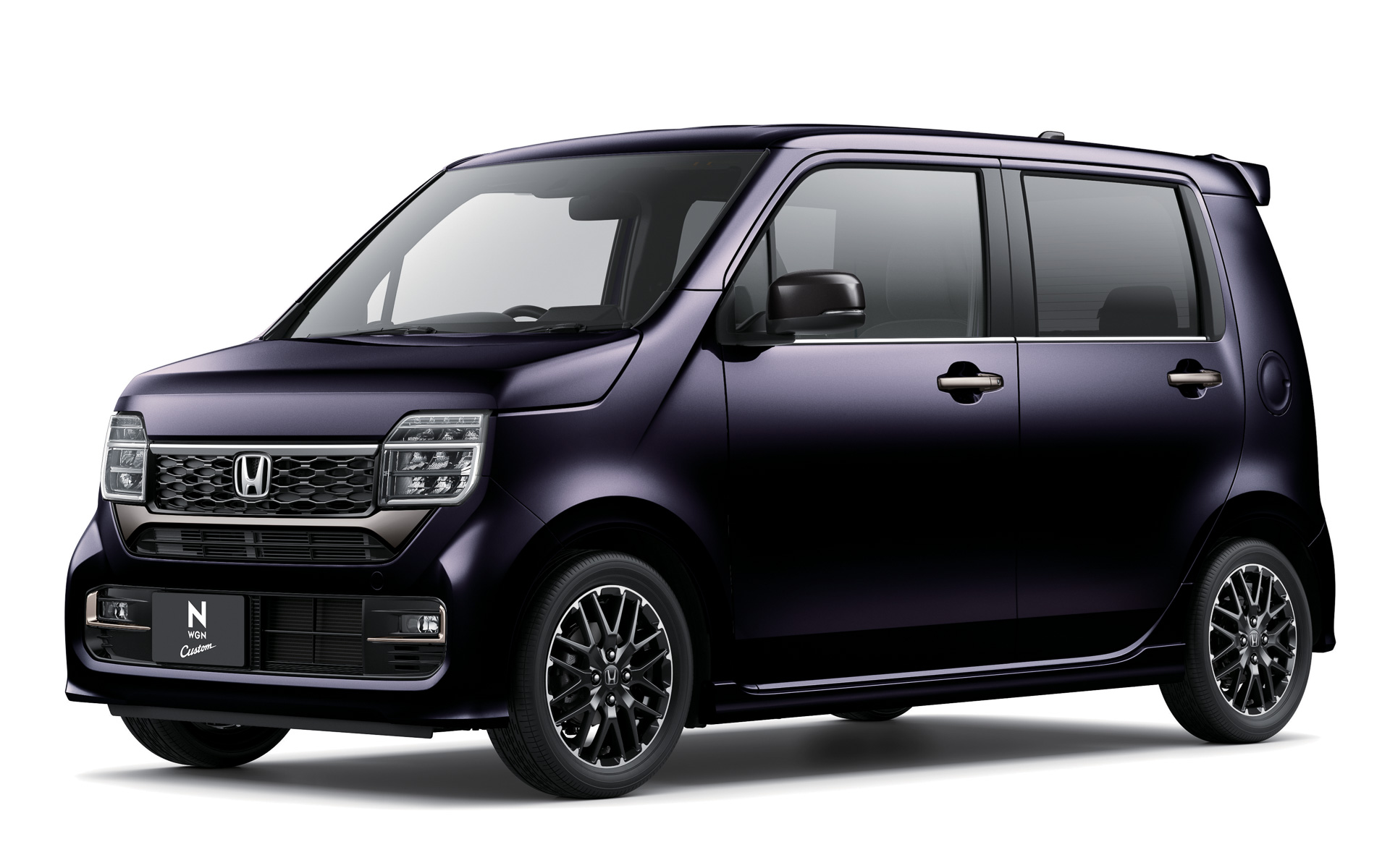 N-WGN Custom新色（トワイライトミストブラック・パール）