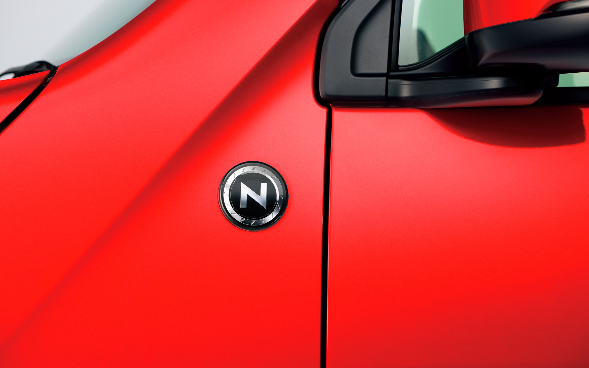 フェンダーエンブレム。左右セットで8800円