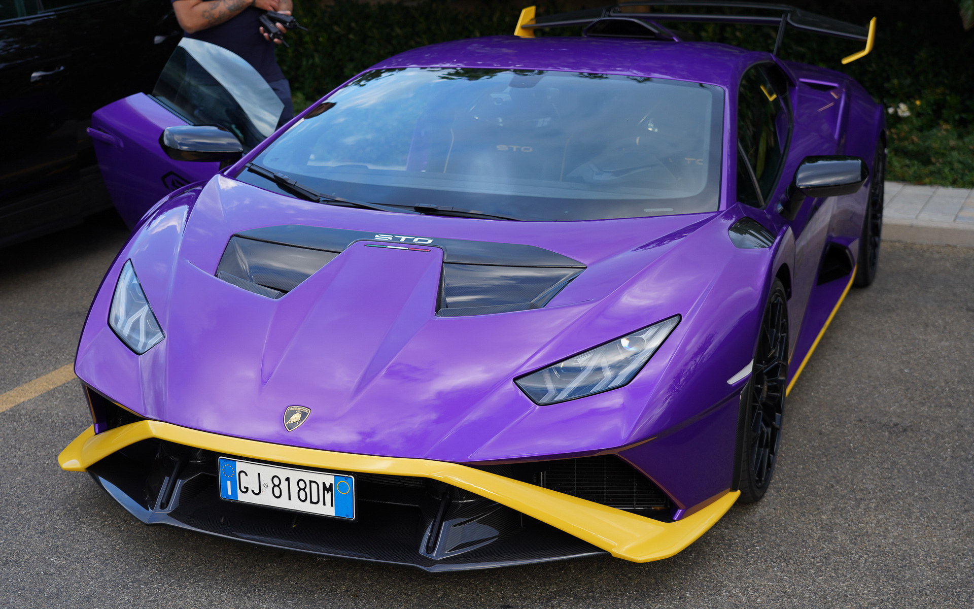 ウラカンSTOにはV10エンジンが搭載されている