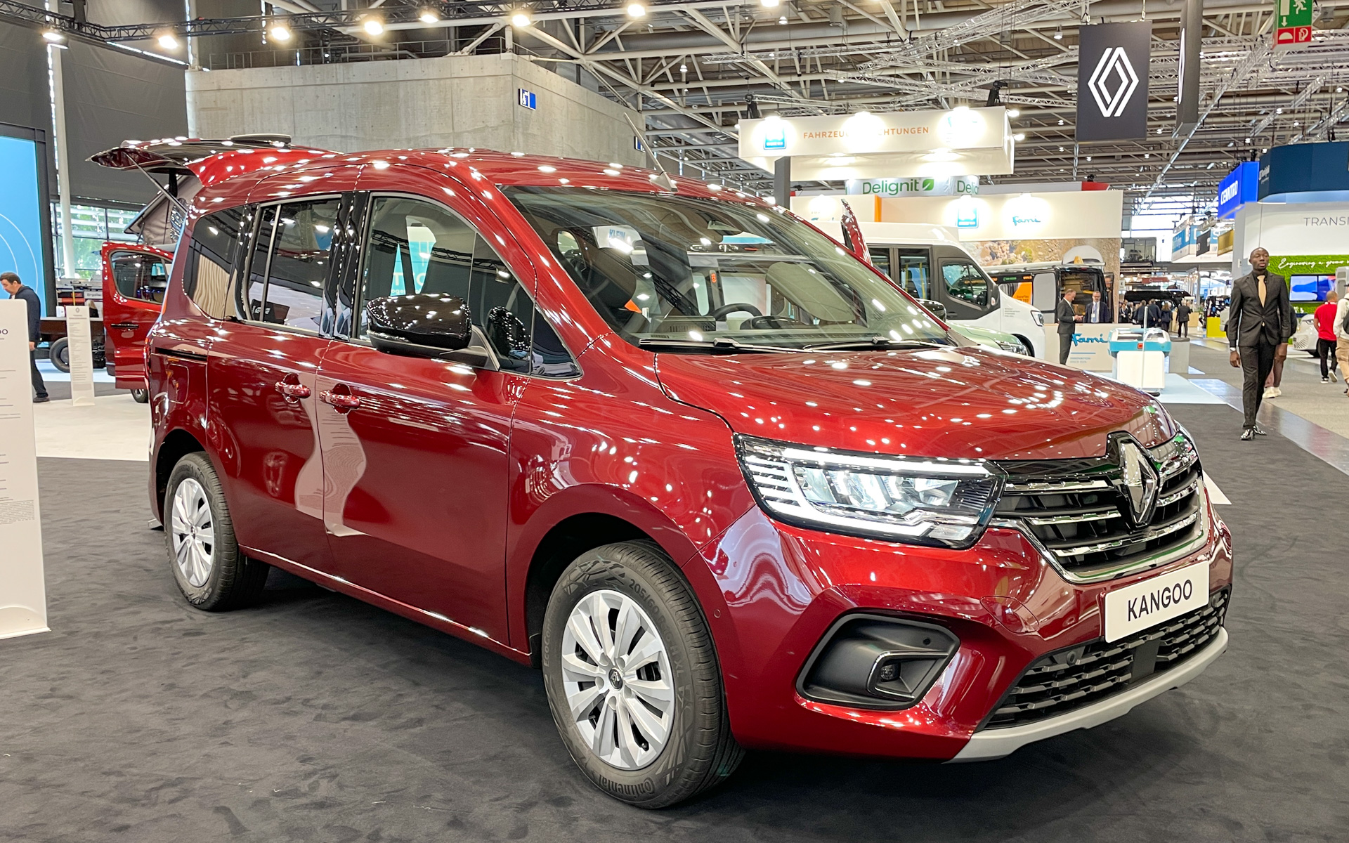 新型「カングー」