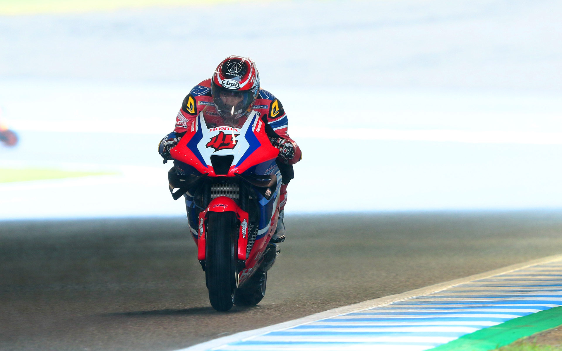 MotoGPクラス日本人最上位となる予選19位の長島哲太選手（HRC Team）