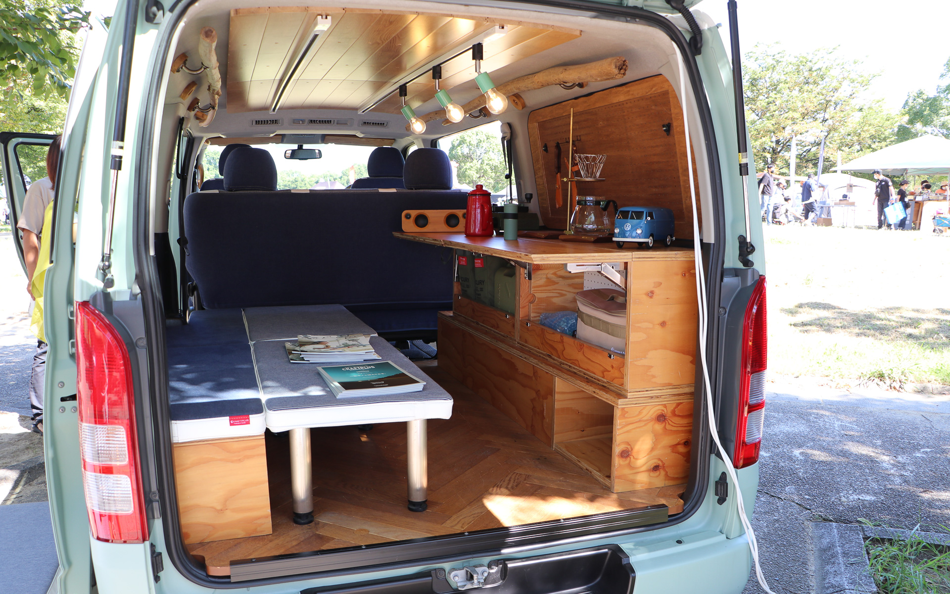 S-GL 標準ボディのベッドキットは18万3400円～