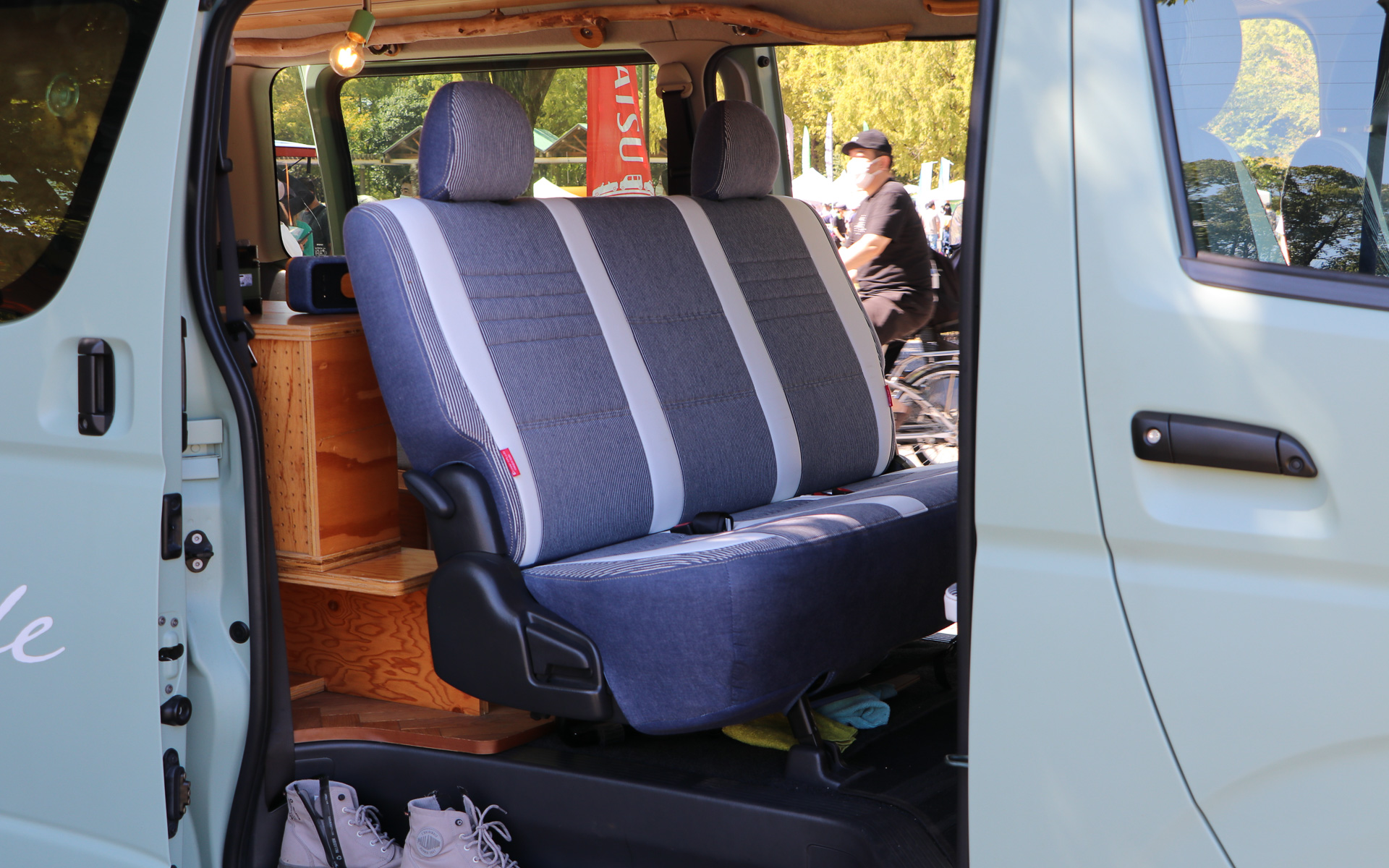 S-GL 普通車のシートカバーは前列と2列目シートセットで9万7680円