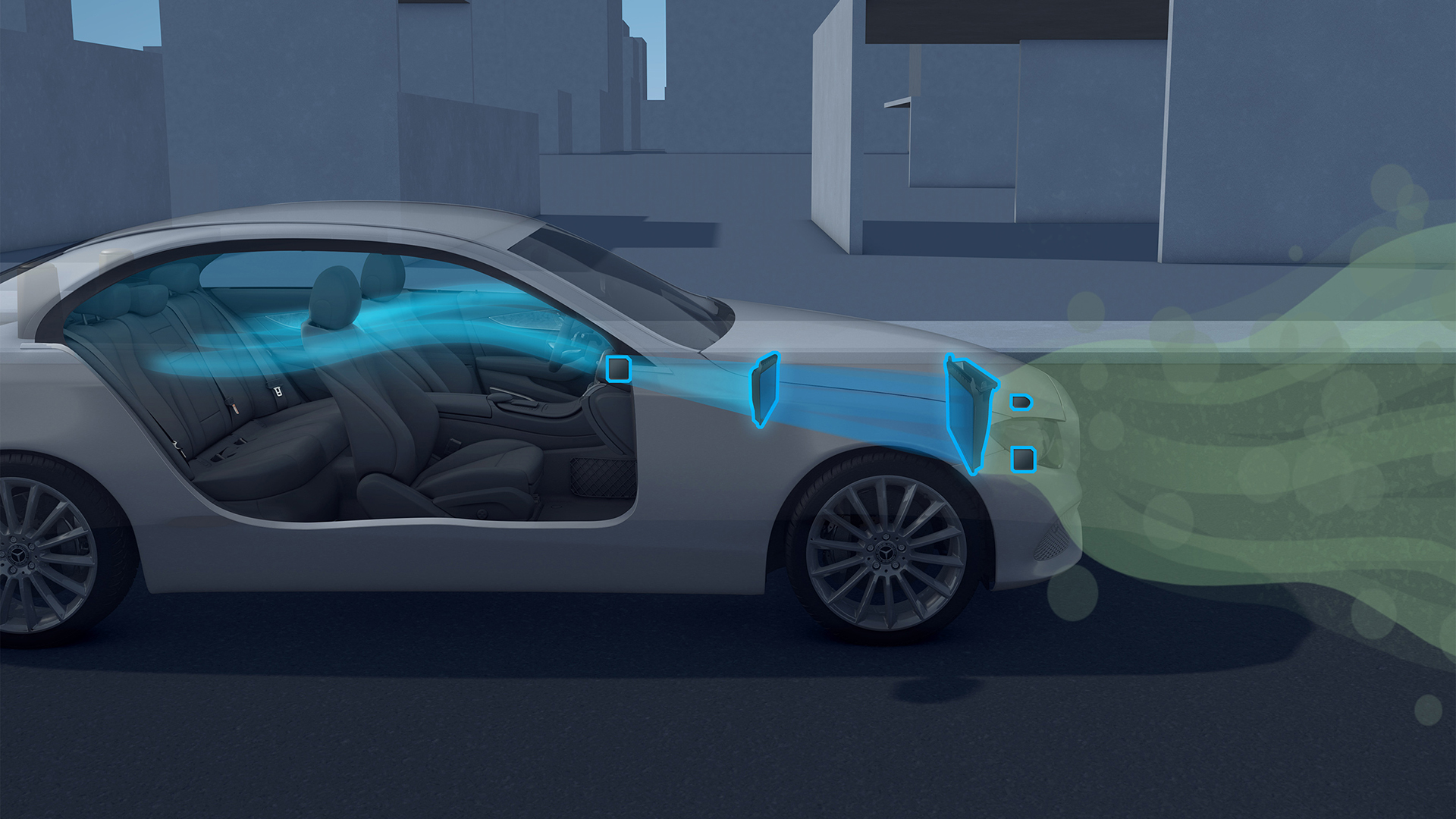 EQEでは新開発の大型HEPAフィルターを全車標準装備