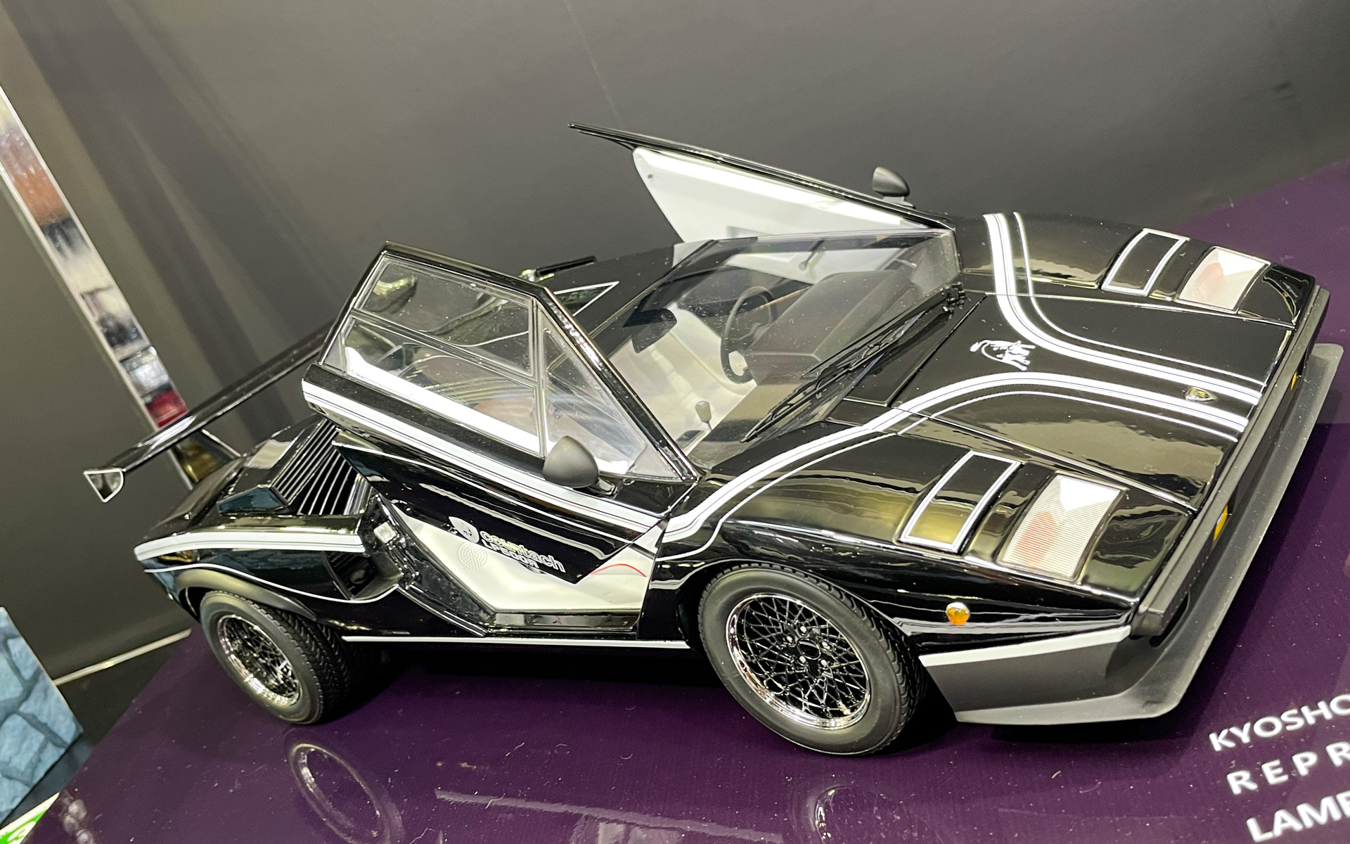 京商ブースの新製品