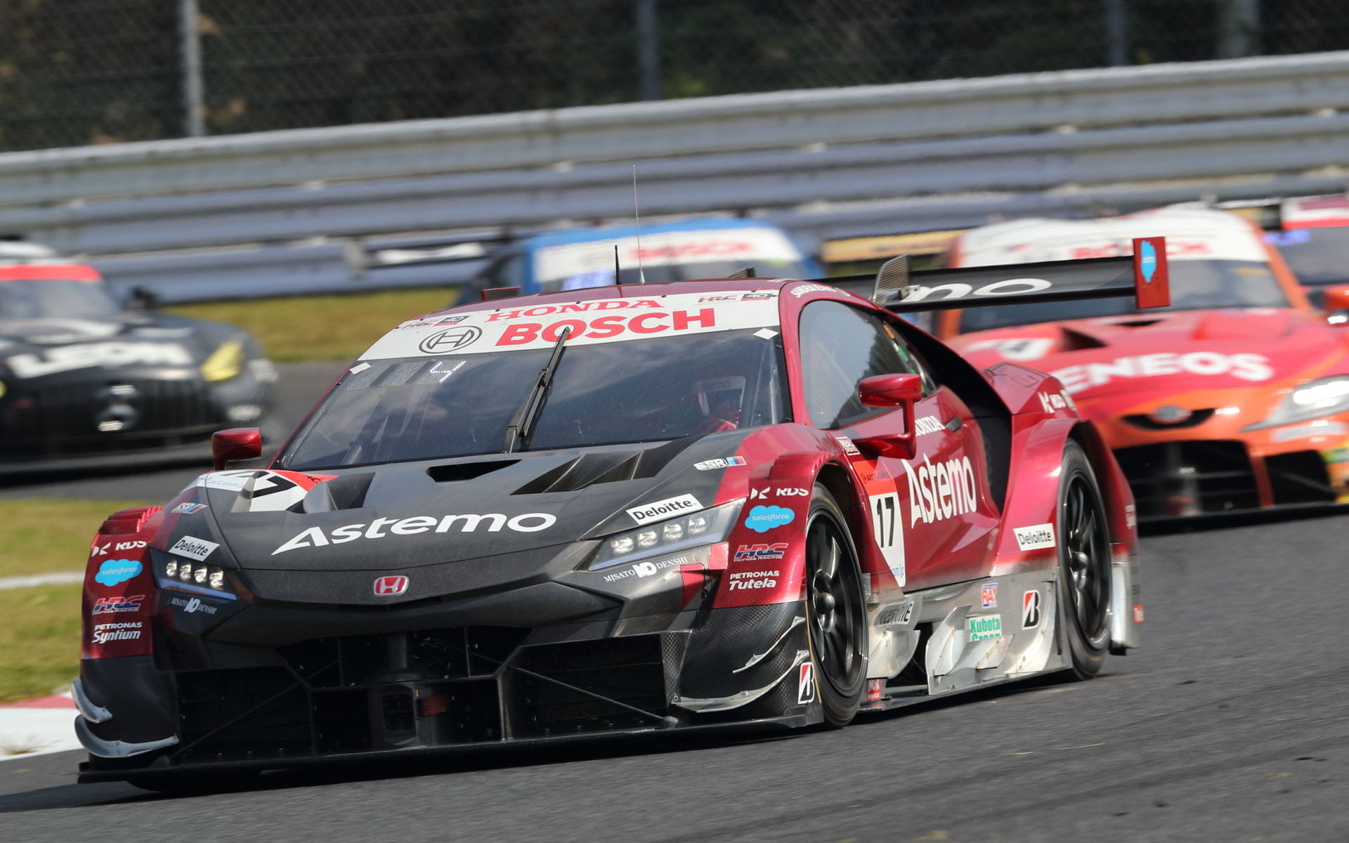 GT500クラスを優勝した17号車Astemo NSX-GT（塚越広大/松下信治、BS）