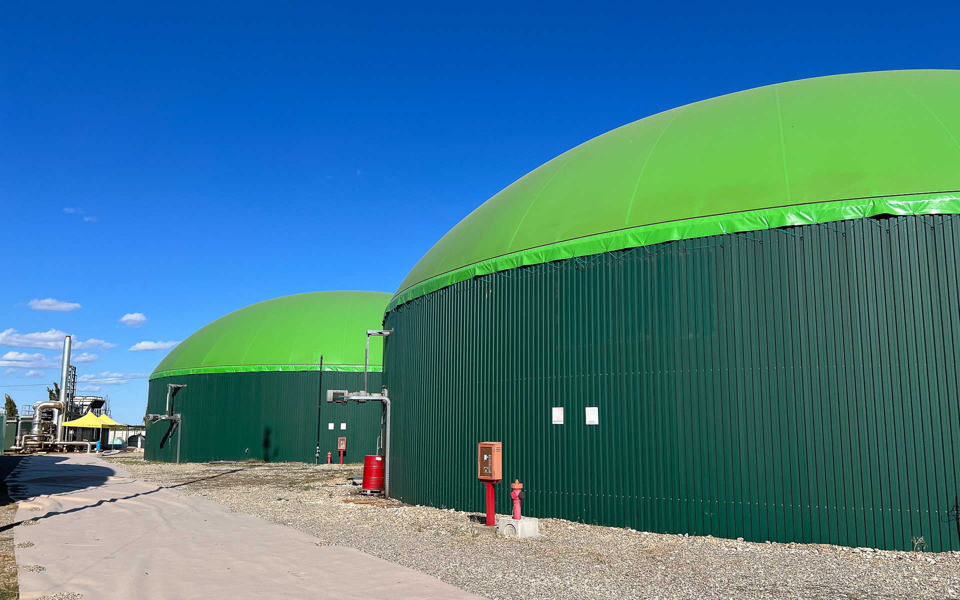 バイオガスを貯蔵しておくタンク