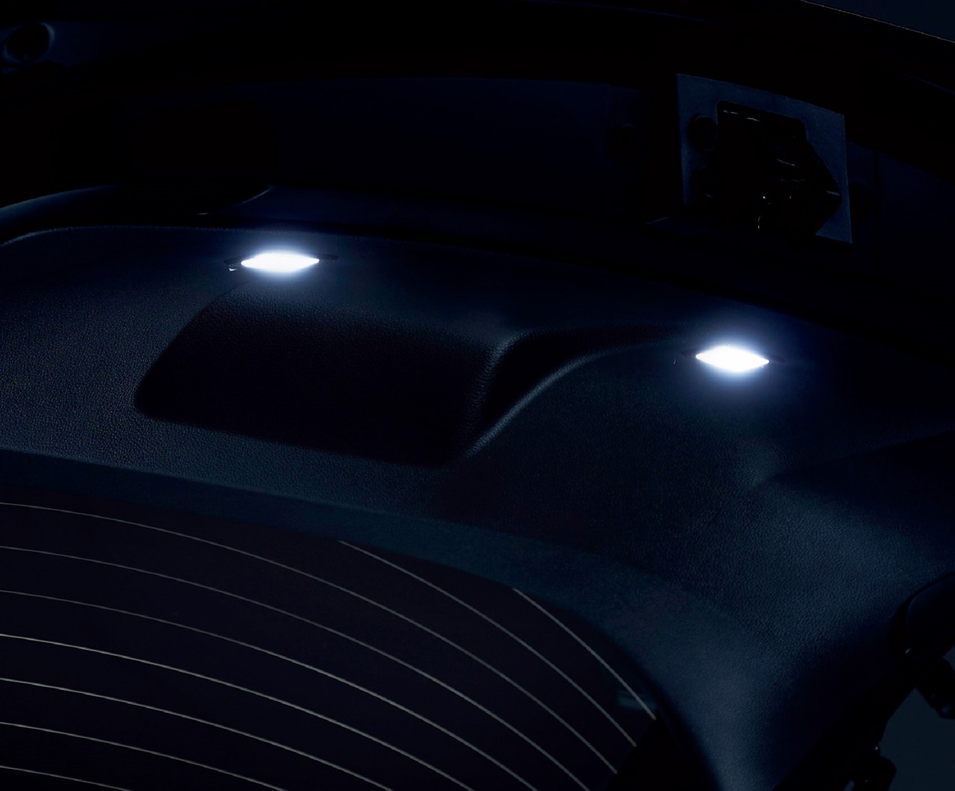 ラゲッジLED（ツーリング用）は2万5300円