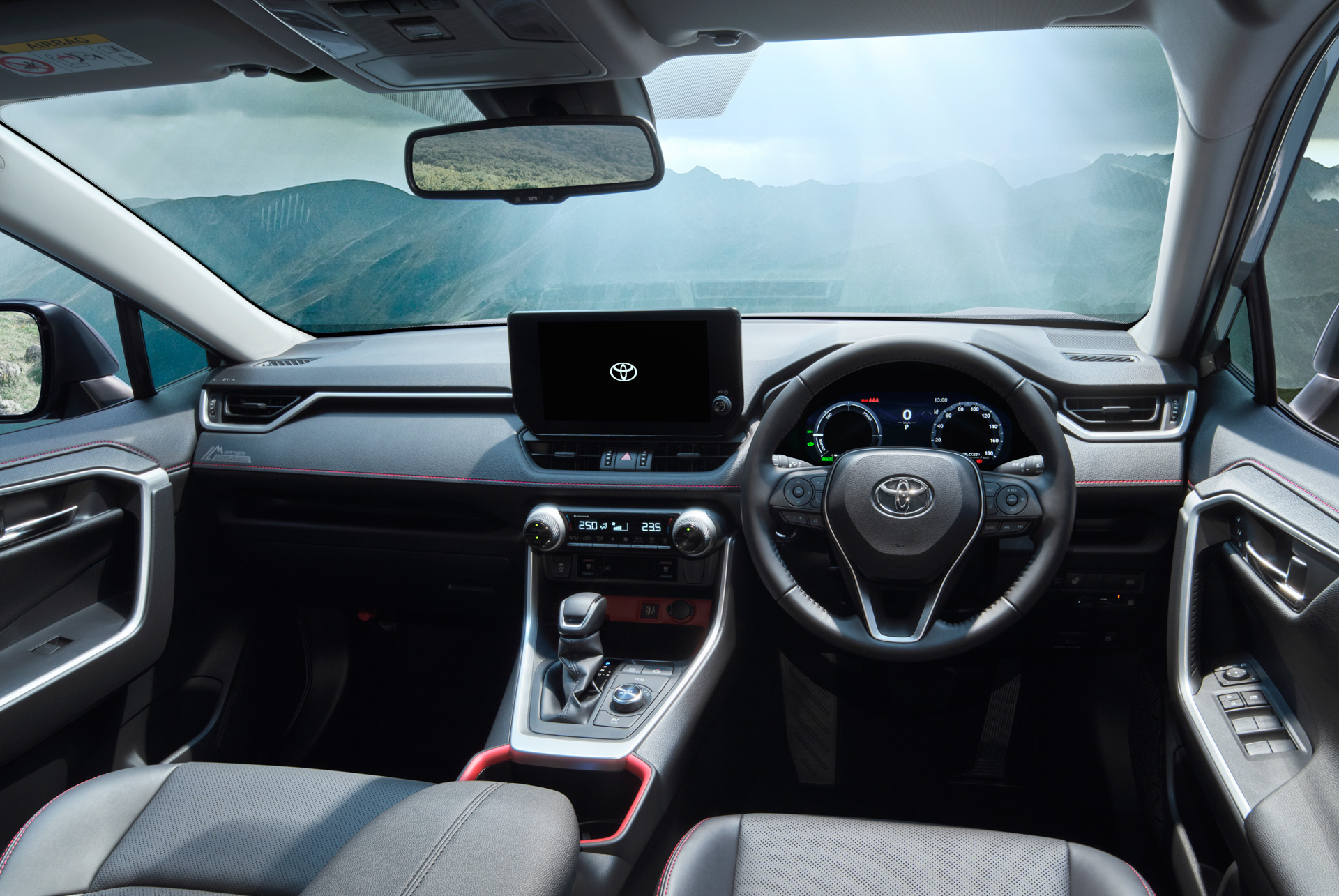 特別仕様車 Adventure“OFFROAD package II”（ハイブリッド車）