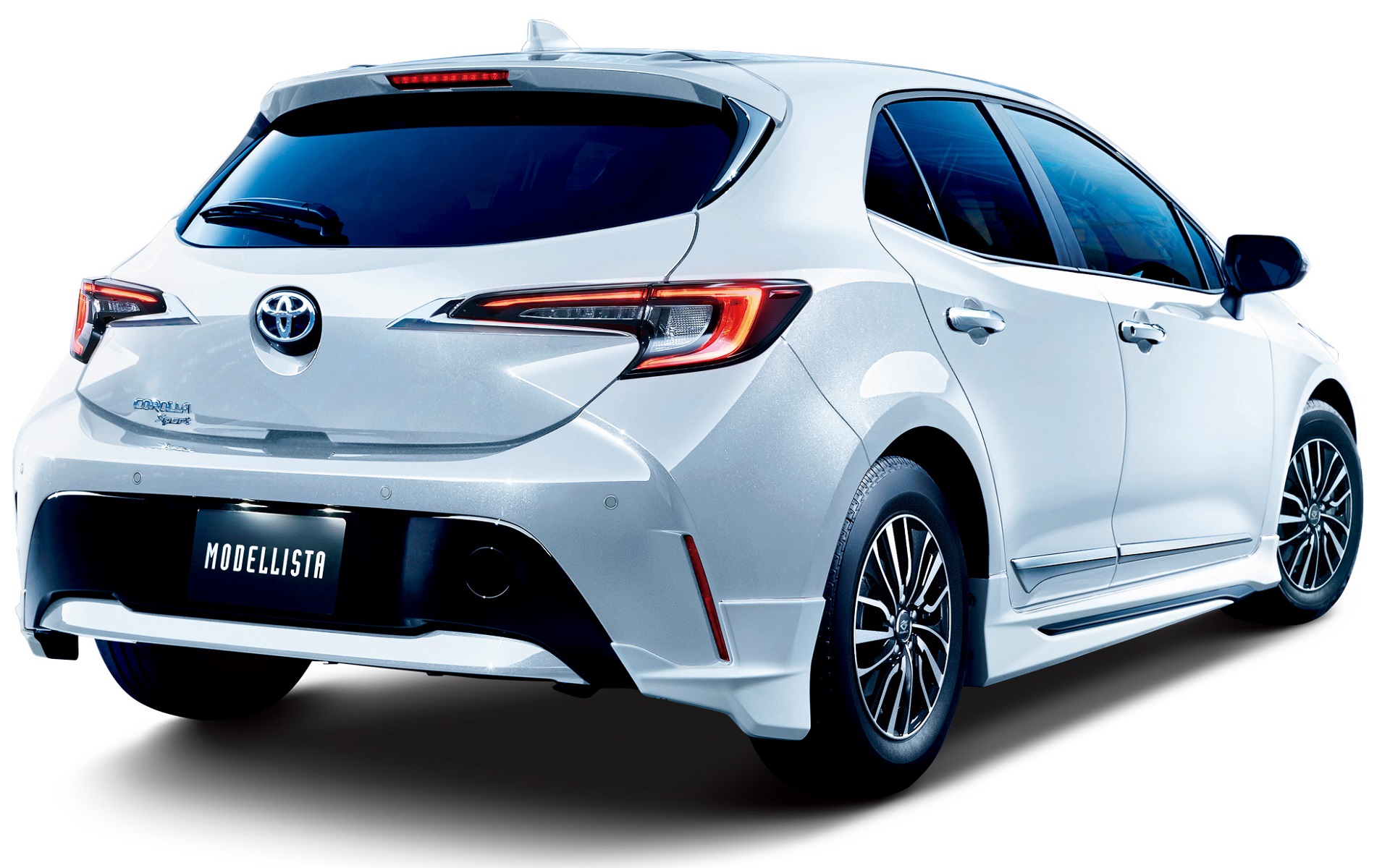 カローラスポーツへのモデリスタアイテム装着イメージ（リアビュー）