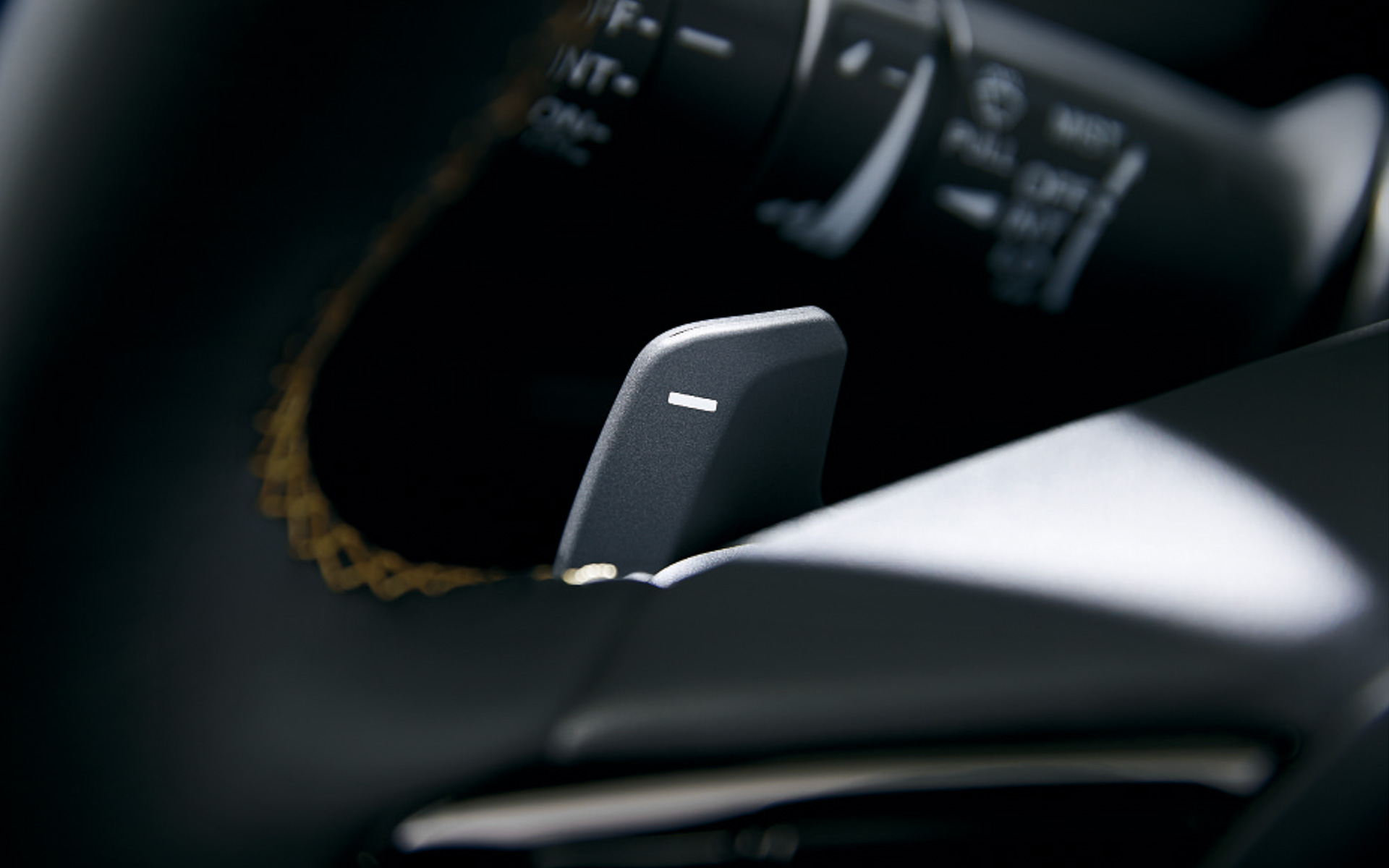 e：HEV RS専用減速セレクター