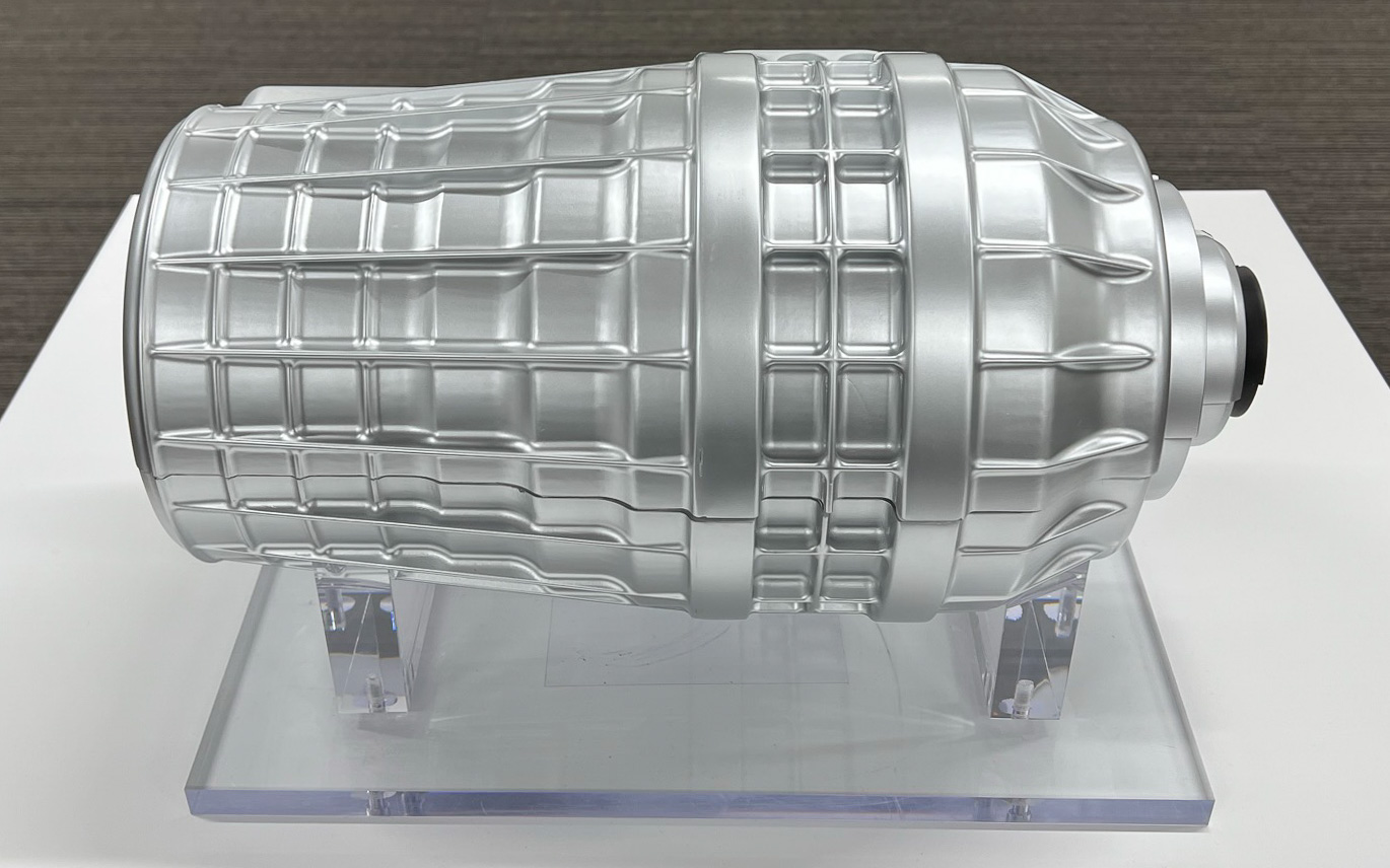 第3世代モーター一体型のイーアクスル。出力は150kW