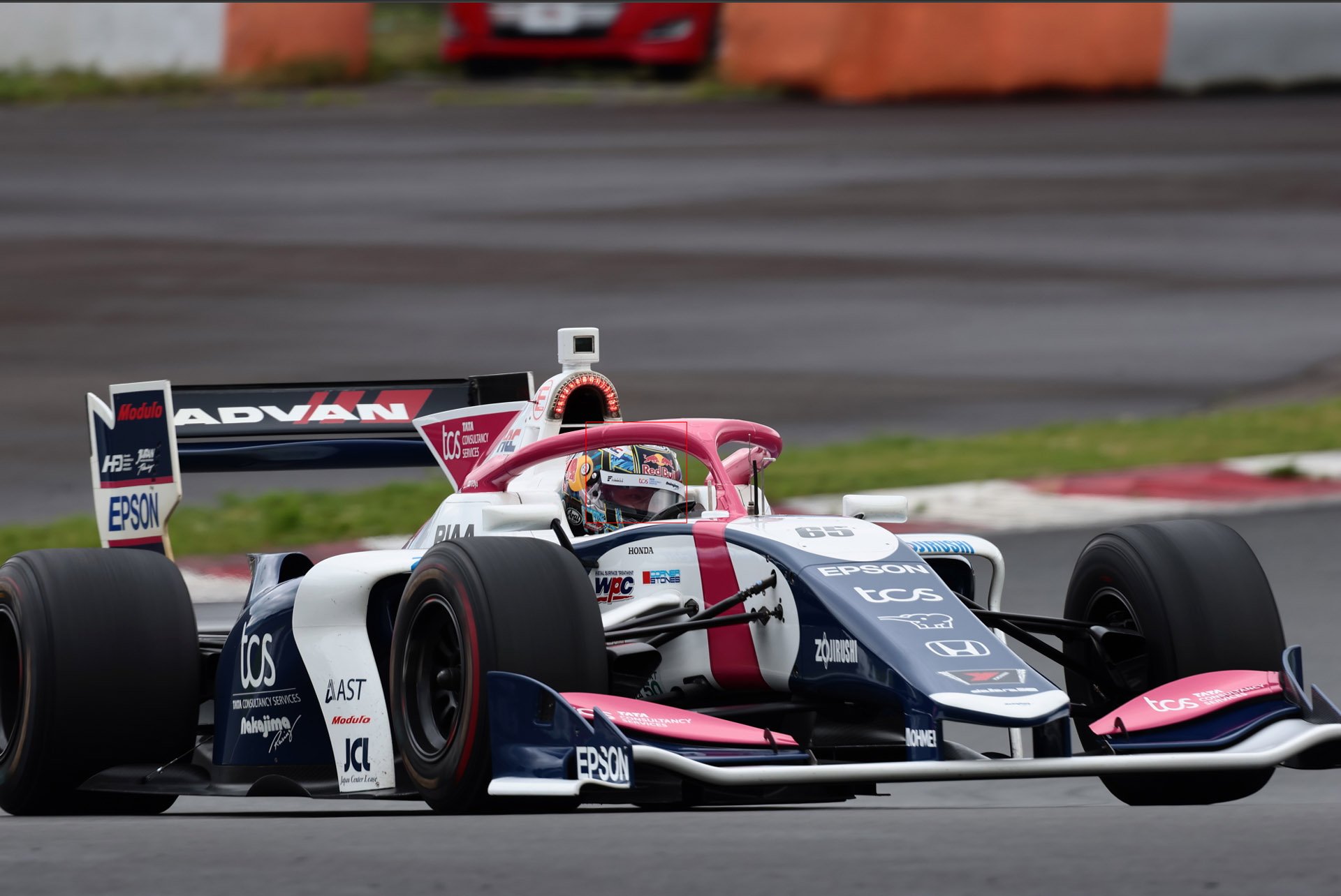 ヘルメットを検出