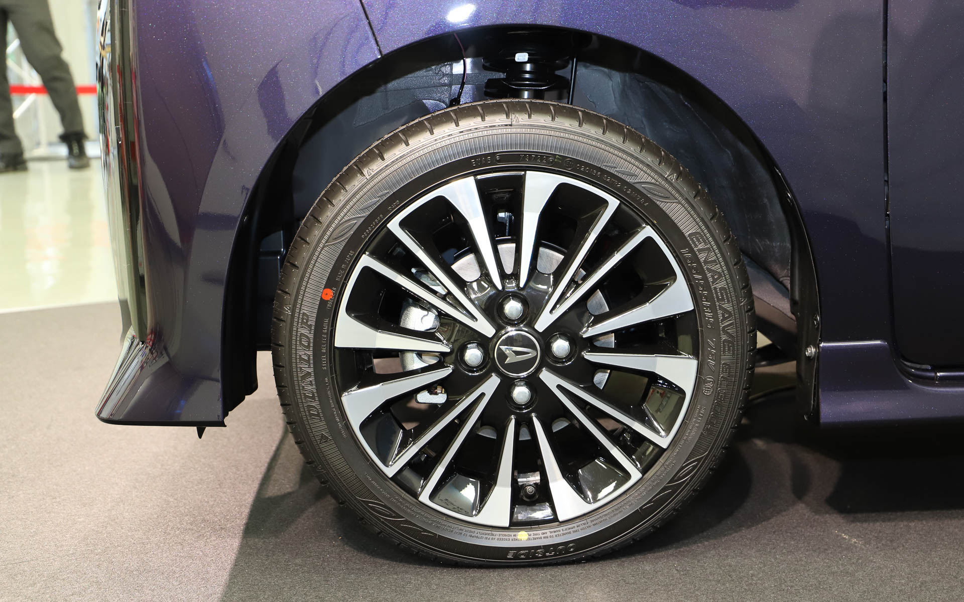 カスタムのホイール