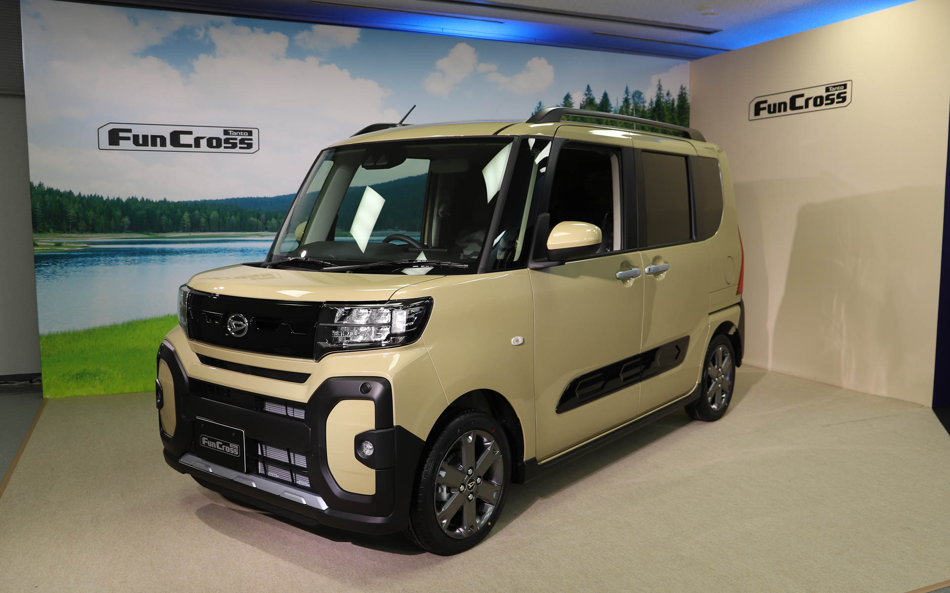 タント ファンクロス