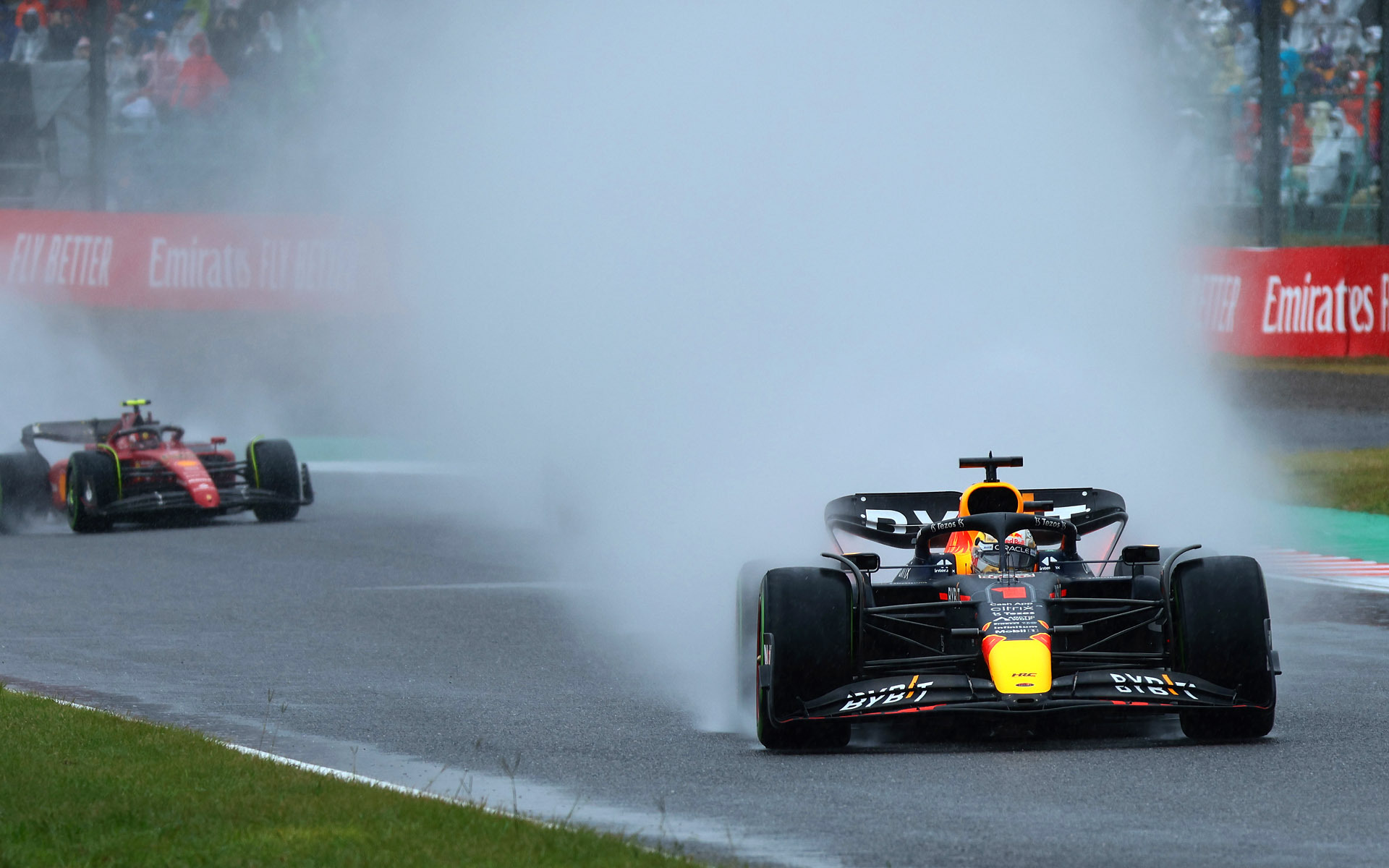 F1第18戦日本グランプリを優勝し、2022年のドライバー選手権を獲得したマックス・フェルスタッペン選手。2年連続のシリーズチャンピオンに輝いた