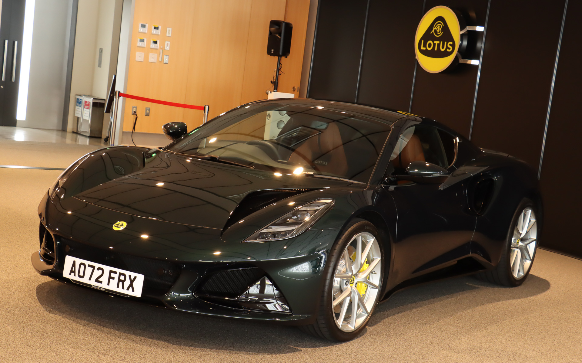 「エミーラ V6 ファーストエディション」プロダクションモデル