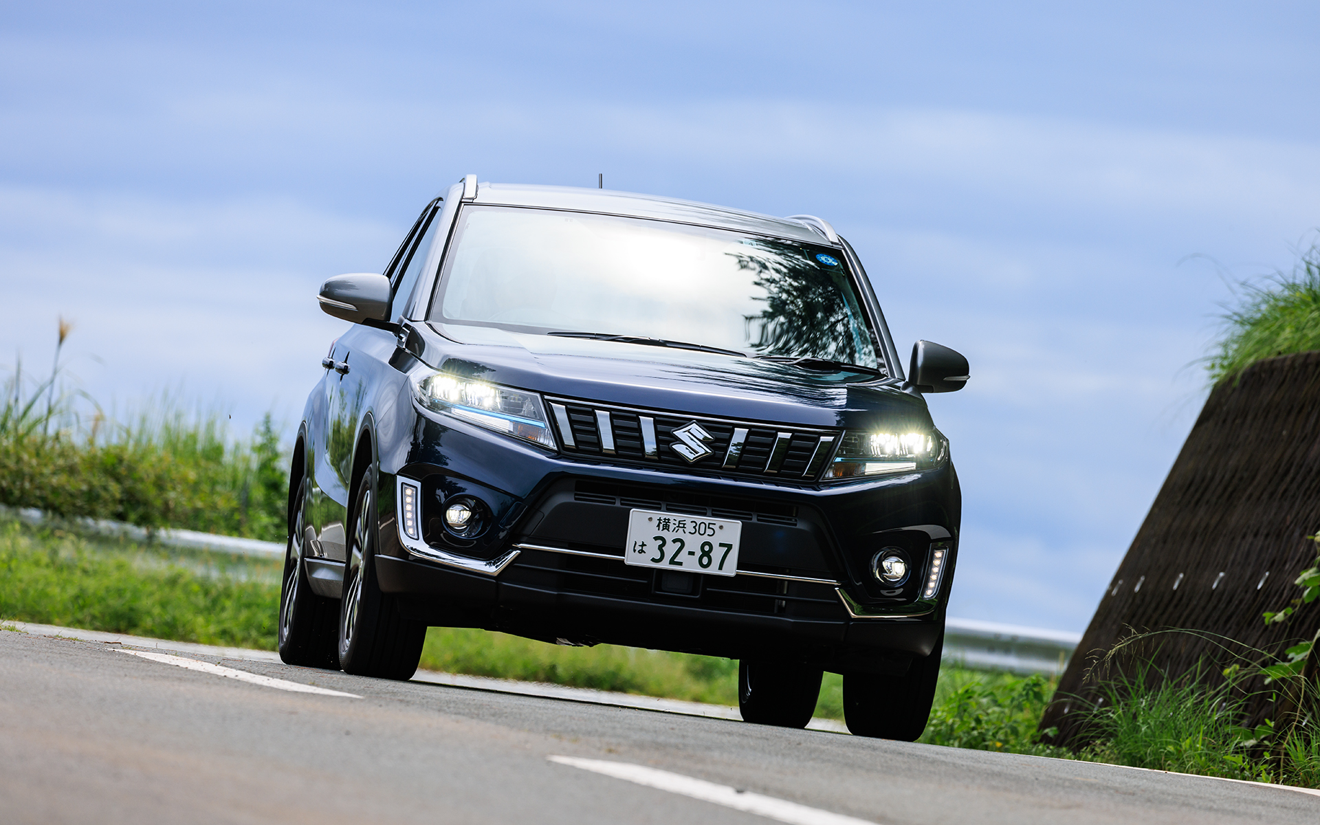 スズキ「エスクード」