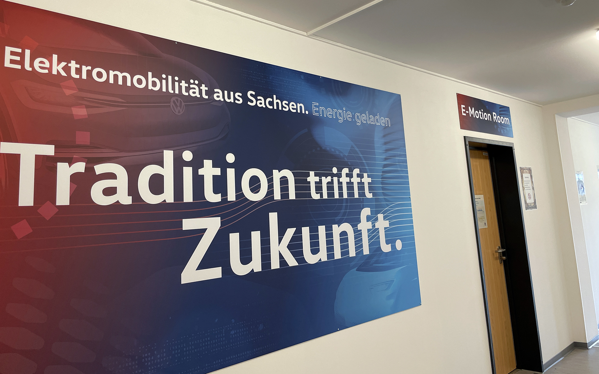 デジタル化を進めることもテーマの1つで、VRを活用するトレーニングルームも作られたという