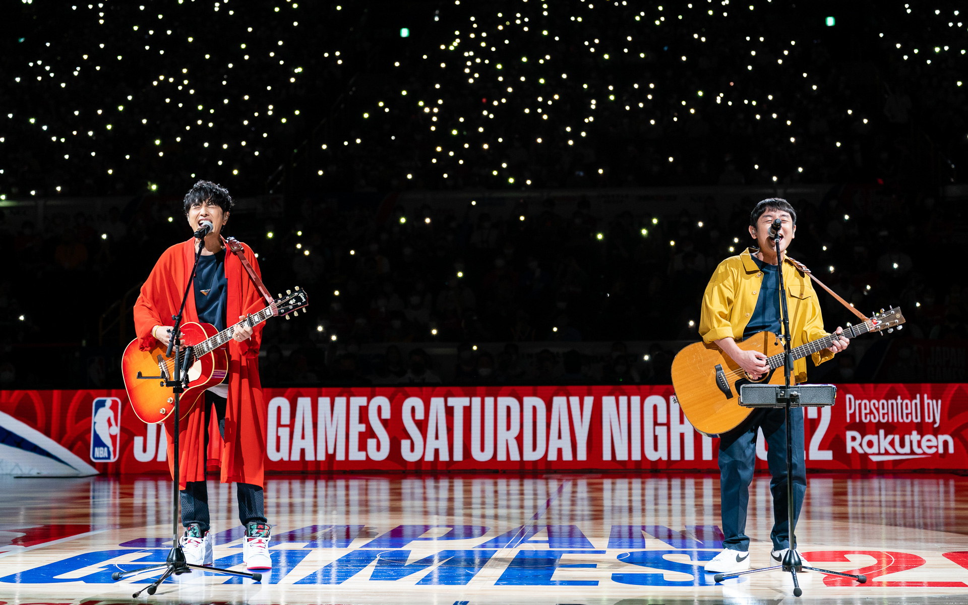 ライブパフォーマンスを行なったアーティストのゆず（Provided by Rakuten Group）