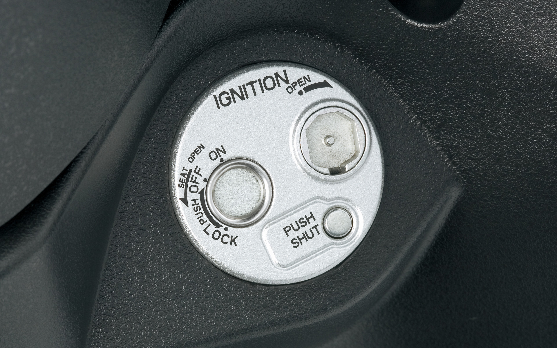 シャッター付きキーシリンダー