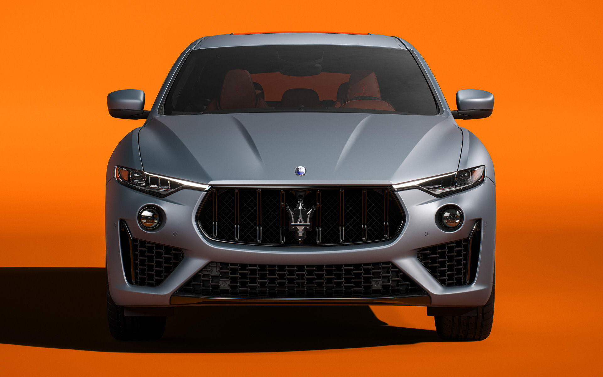 ギブリ Fトリブート・スペシャル・エディション（ボディカラー：グリージョ・ラミエーラ）は日本限定5台