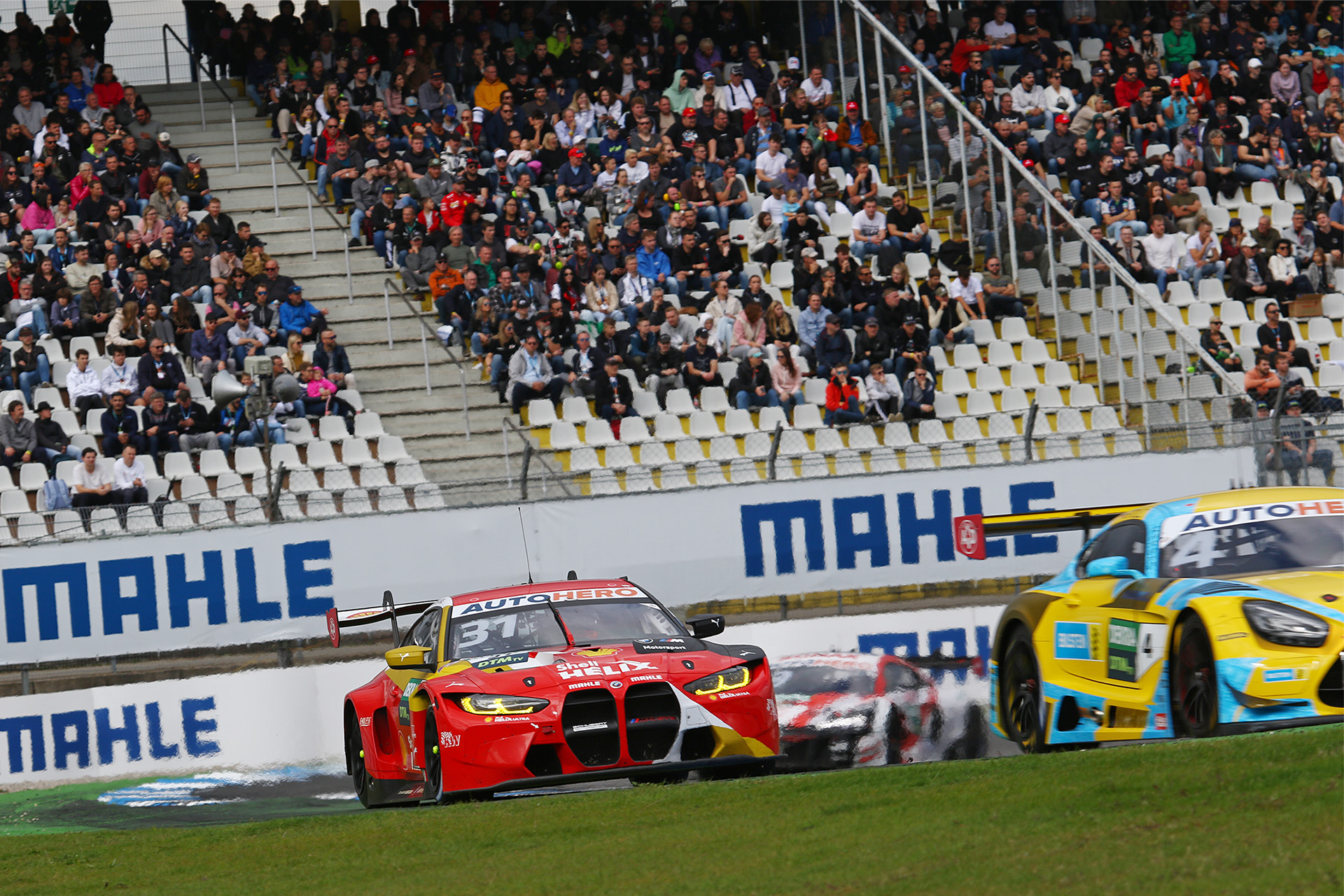 3位に入りシリーズチャンピオンを決めたシェルドン・ファン・デル・リンデ選手