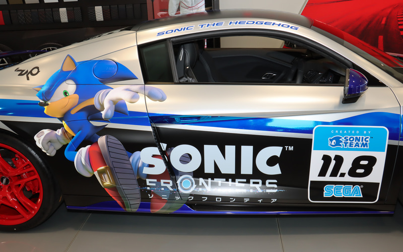 ビューティソニック セガ、「アウディ R8」の“ソニックフロンティア”ラッピングカーを