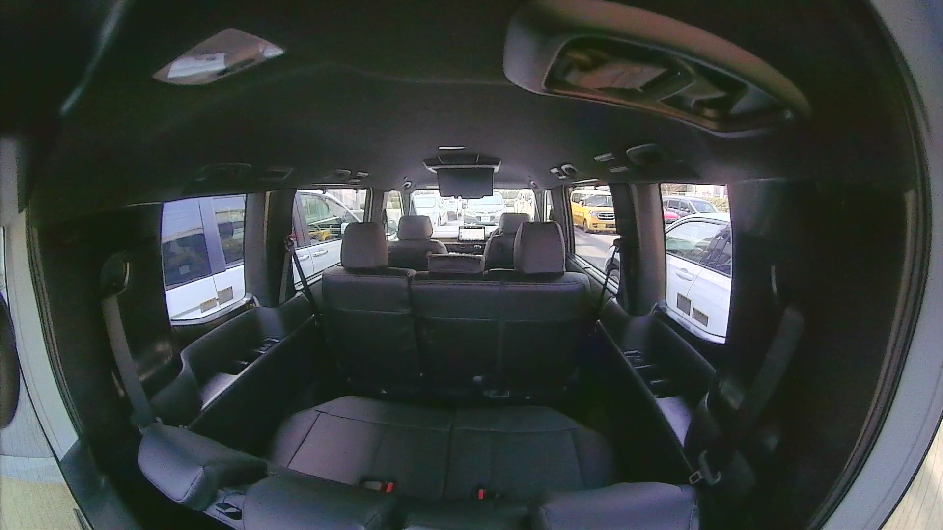 新型ステップワゴン AIRに装着された「3カメラモデル」の車内カメラの映り