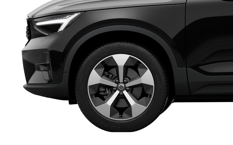 ボルボ、XC40の特別仕様車「ダークエディション」 グロッシーブラック