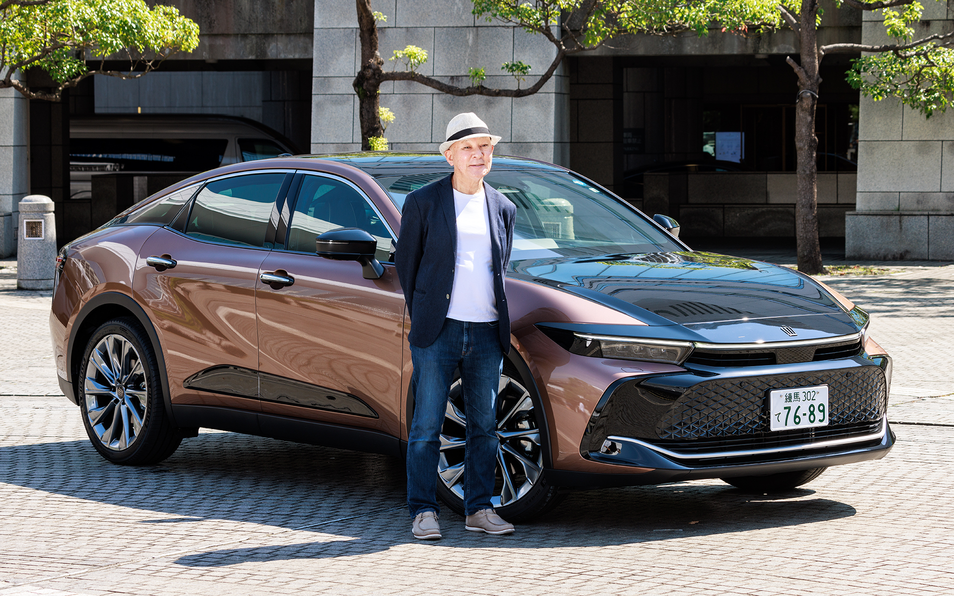 大径タイヤが印象的なクラウン クロスオーバー