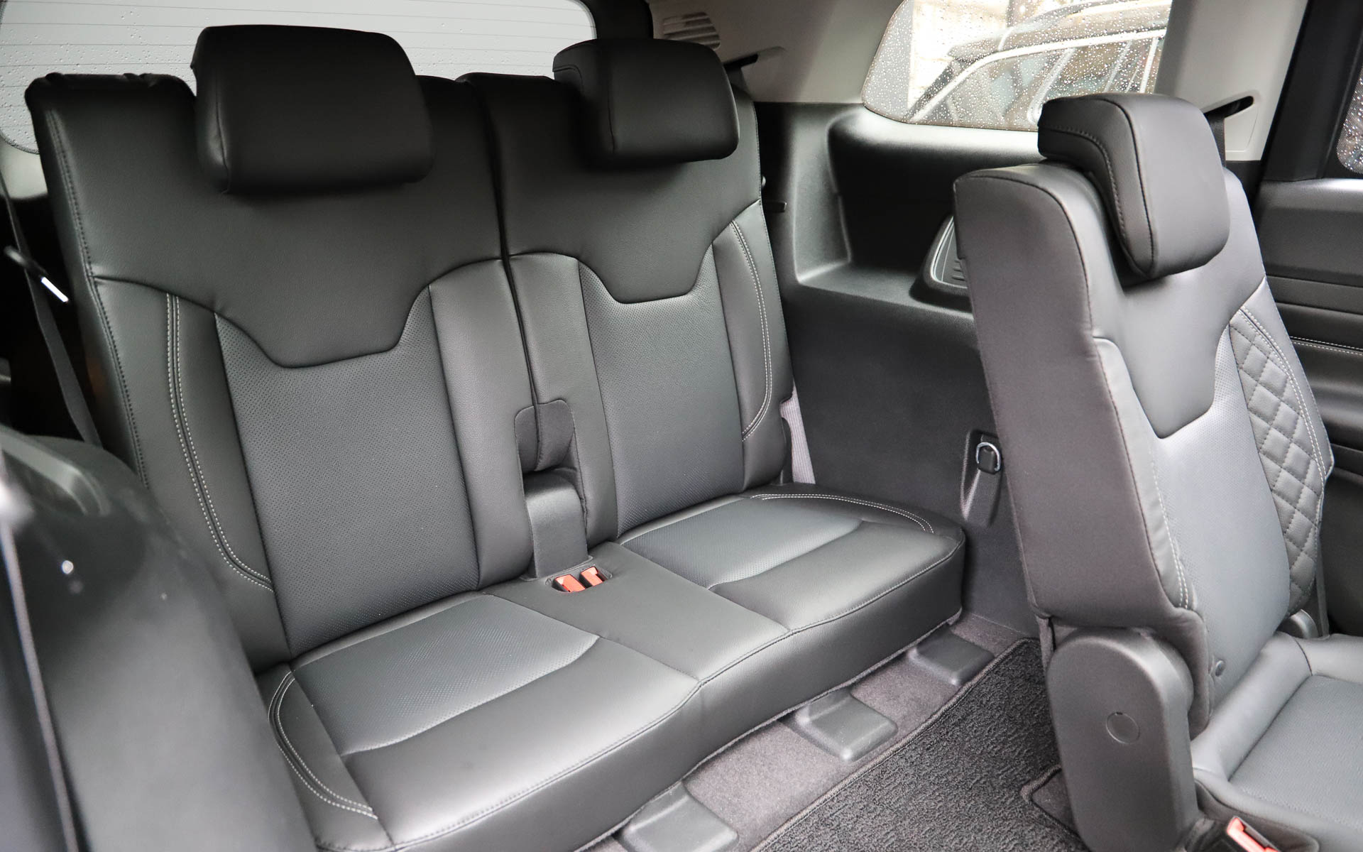 7人乗り3列シート仕様のみをラインアップ