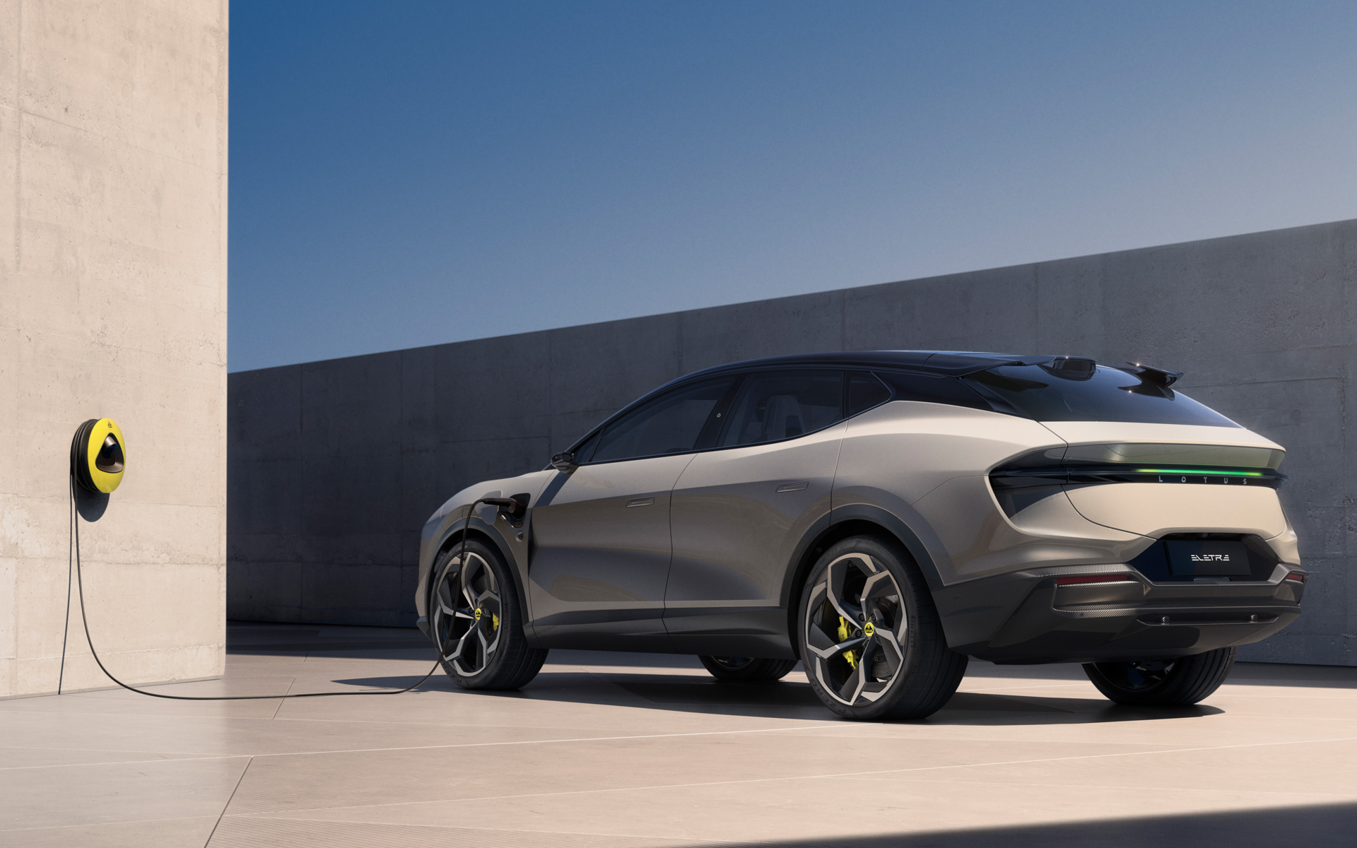 バッテリEV（電気自動車）の新型SUV「エレトレ」