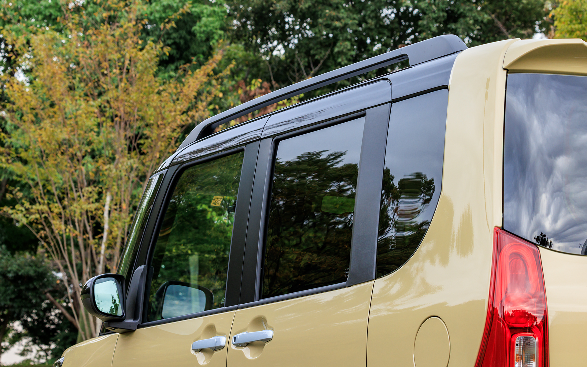 ルーフレールも標準装備