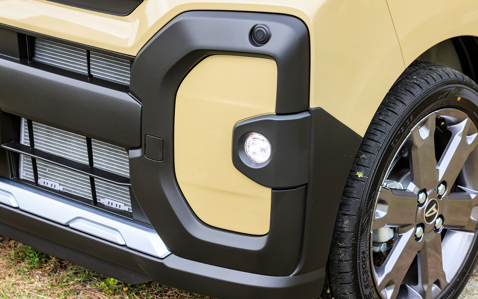 LEDフォグランプも標準