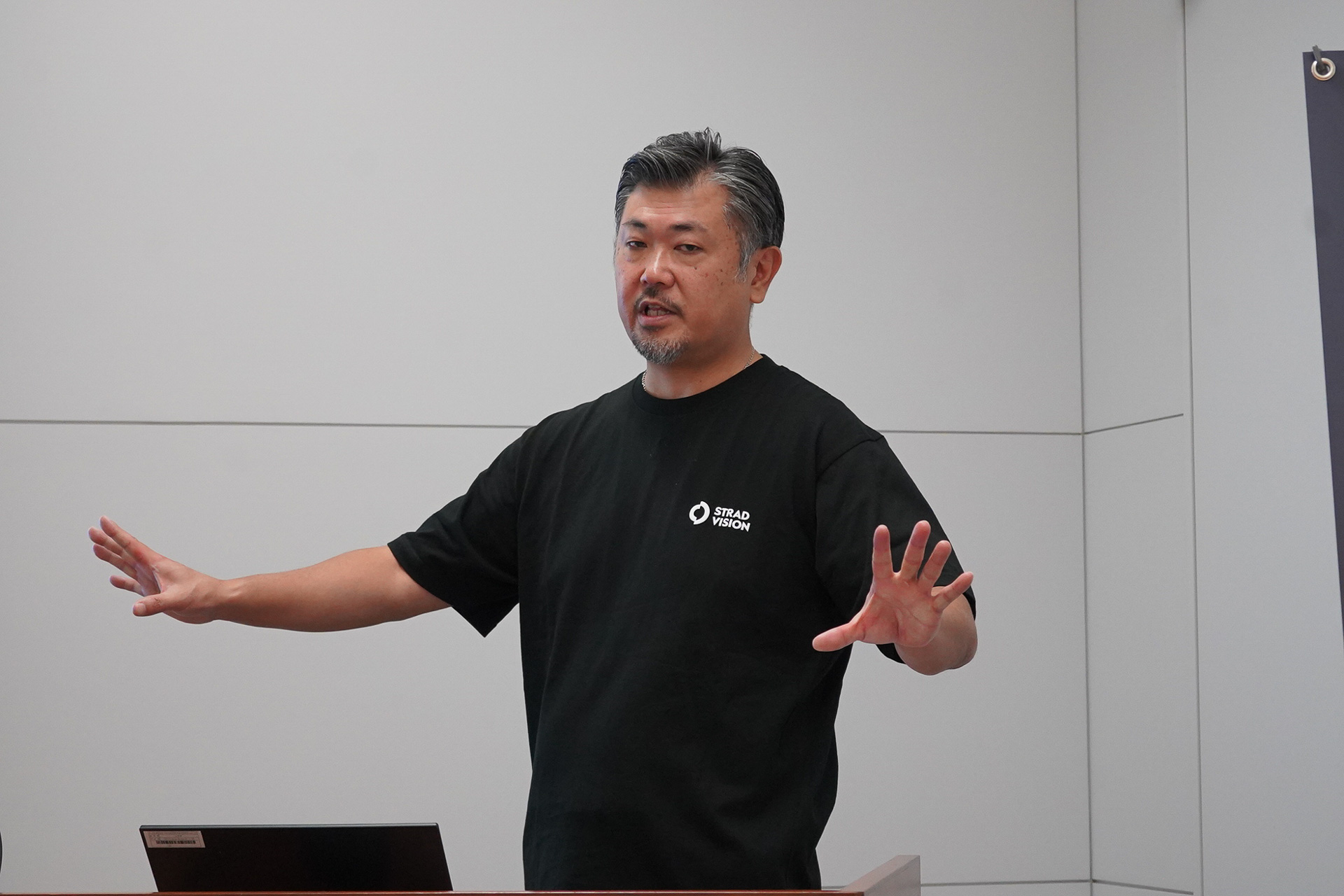 ストラドビジョン株式会社 ゼネラルマネージャー 佐藤寿洋氏