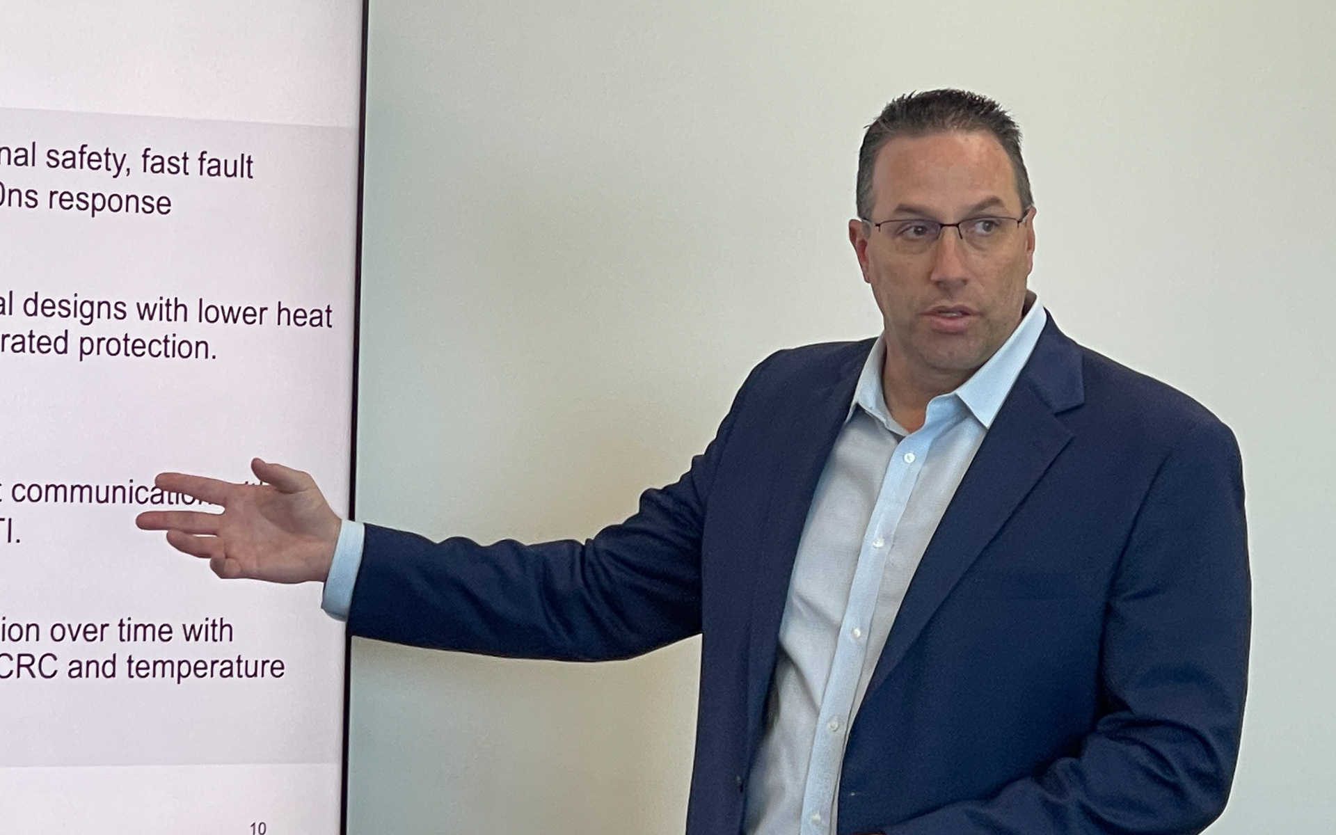 TI アナログ・パワー製品担当 シニア・バイス・プレジデント マーク・ゲイリー氏