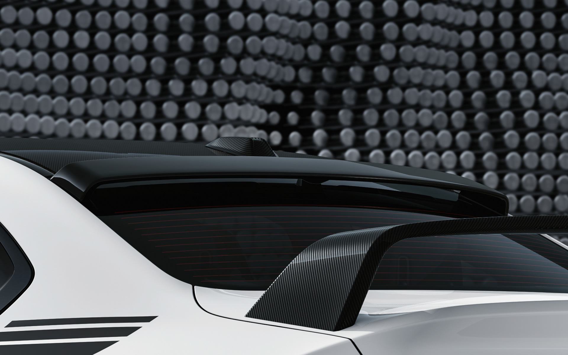 ルーフエッジスポイラー（ハイグロスブラック）