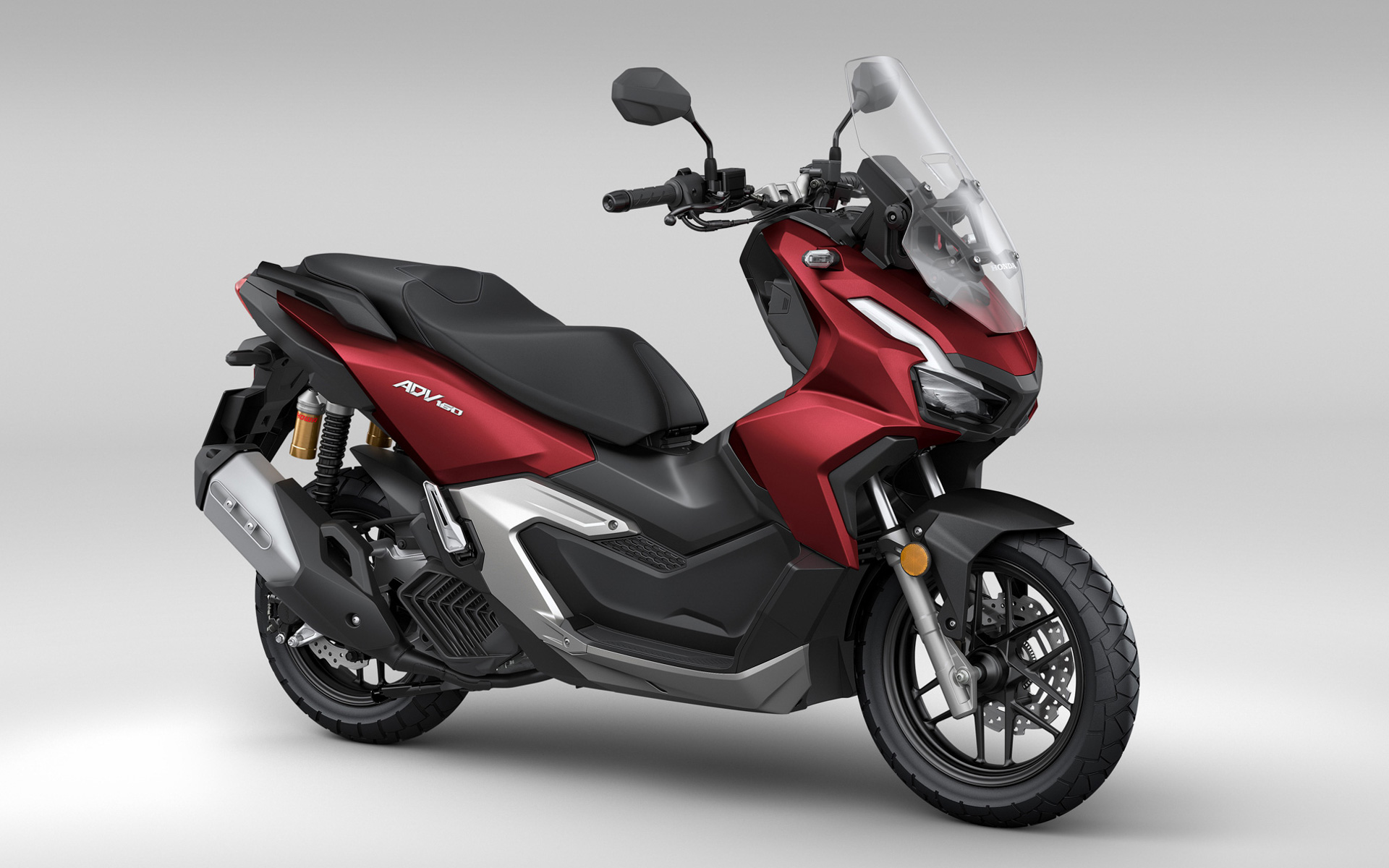 ADV160（マットダリアレッドメタリック）