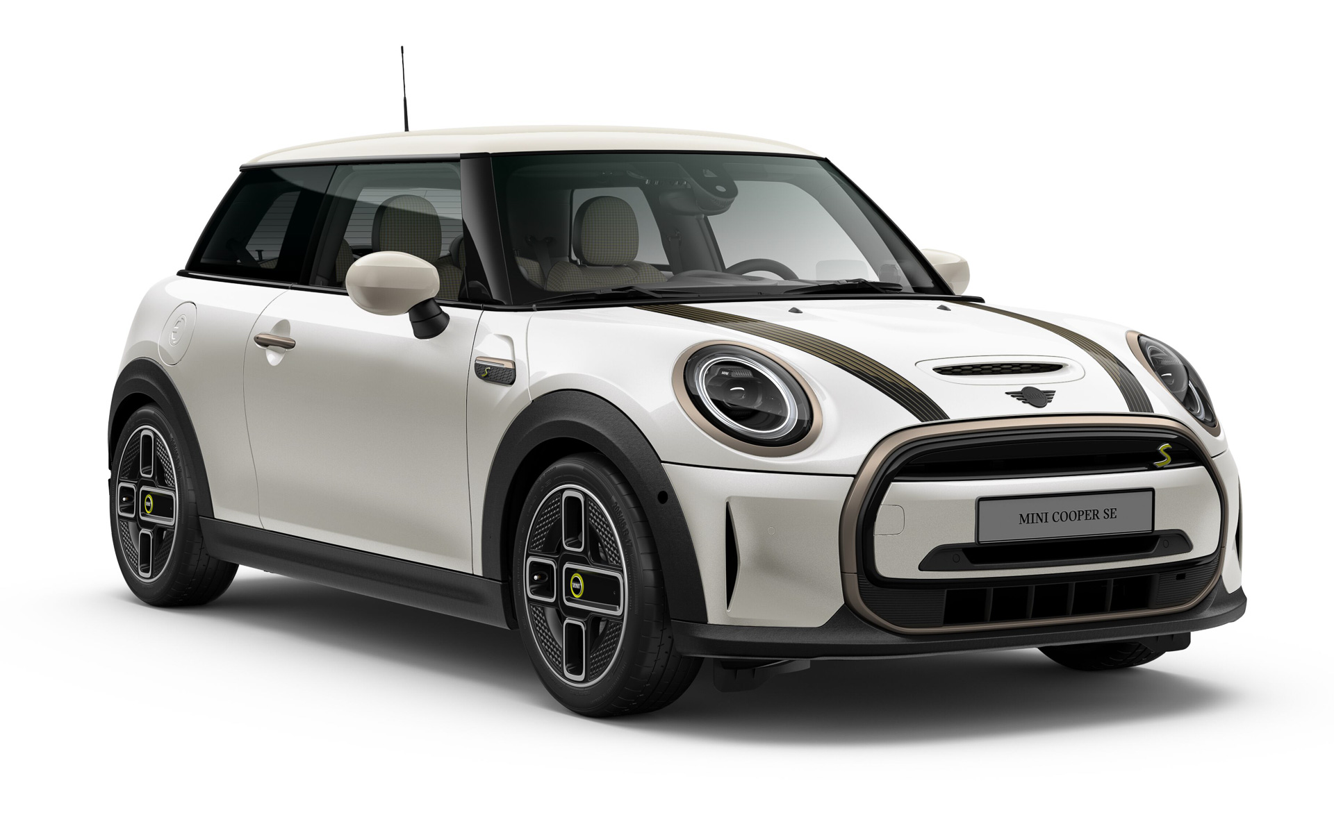 クーパー S E レゾリュート・エディション（ナヌーク・ホワイト）