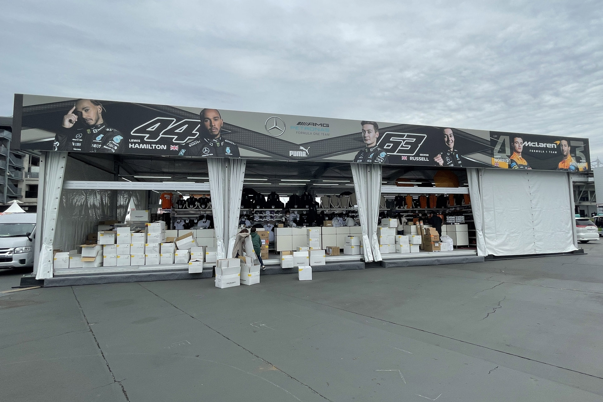 ショップはまだ準備中