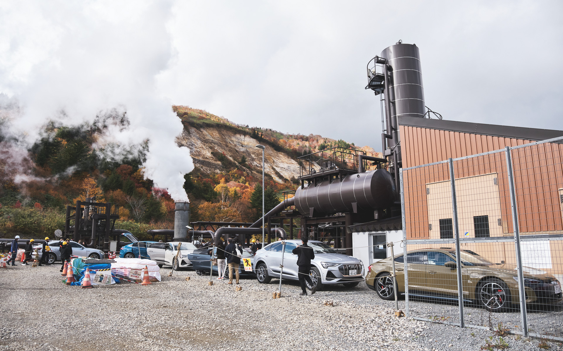 「松尾八幡平地熱発電所」を見学。同発電所の出力は7499kWで、八幡平市のすべての家庭（1万1000世帯）を賄うことができるという