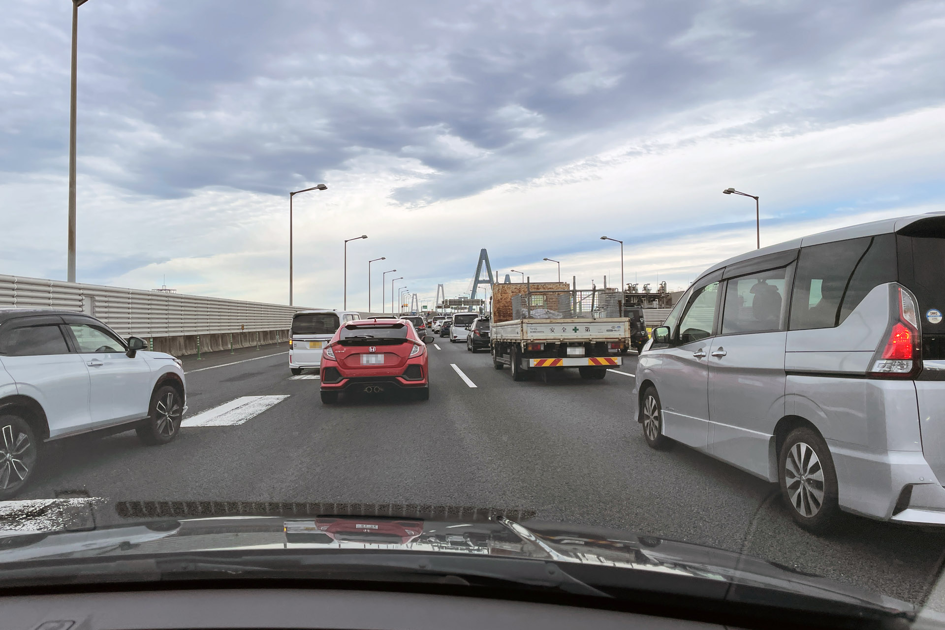 東海JCT付近から渋滞となった