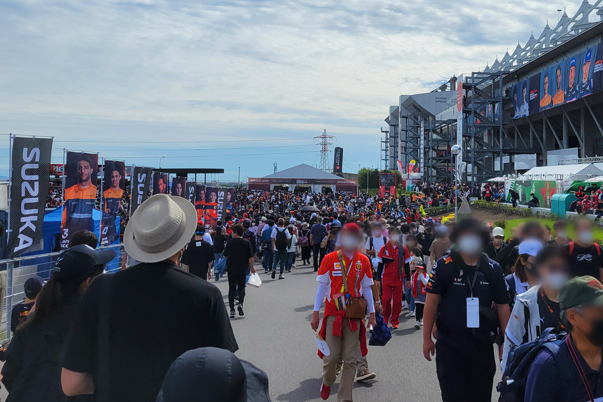 にぎわいが戻ったGPスクエア（湯野編集長撮影）