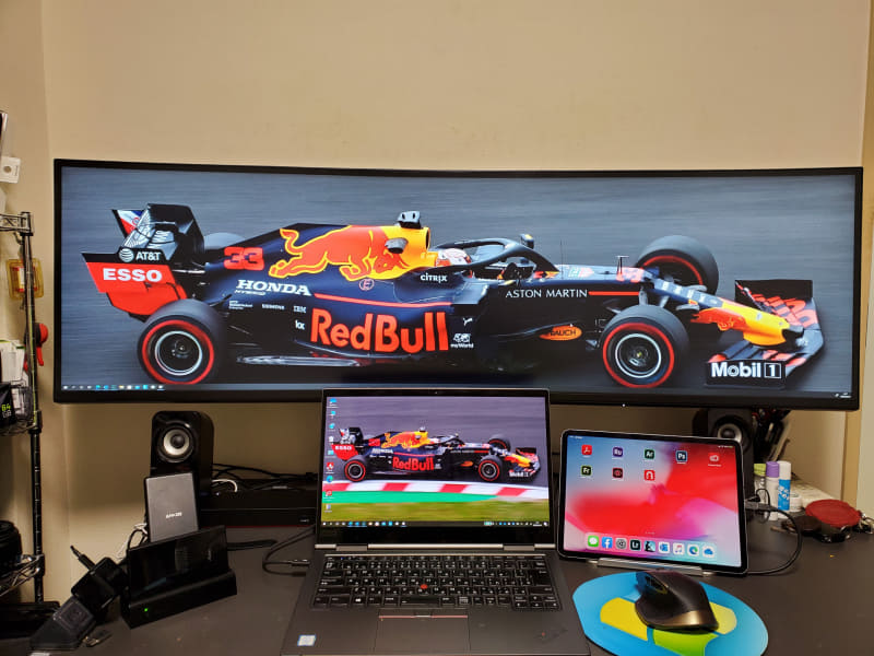 笠原氏の自宅ディスプレイ