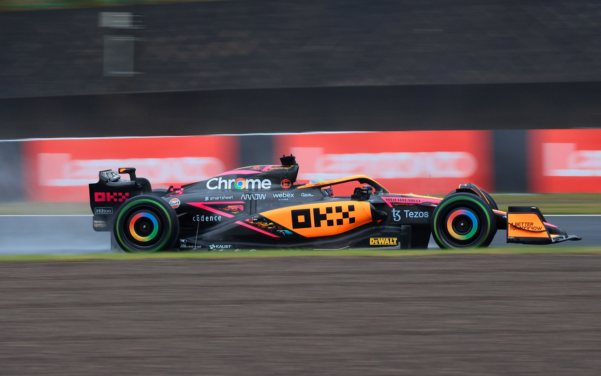 シャッター速度1/125秒、焦点距離106mmで撮影