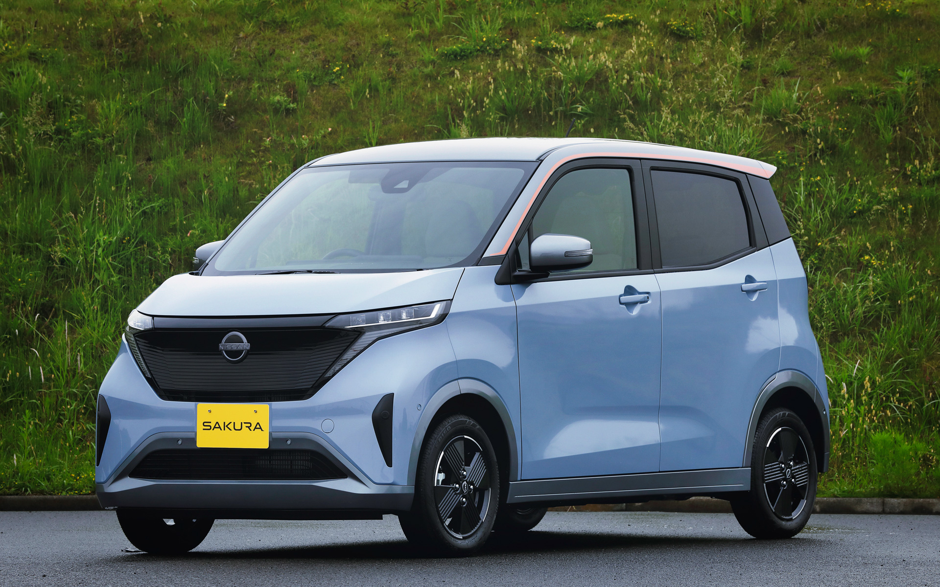 新型バッテリEV「サクラ」